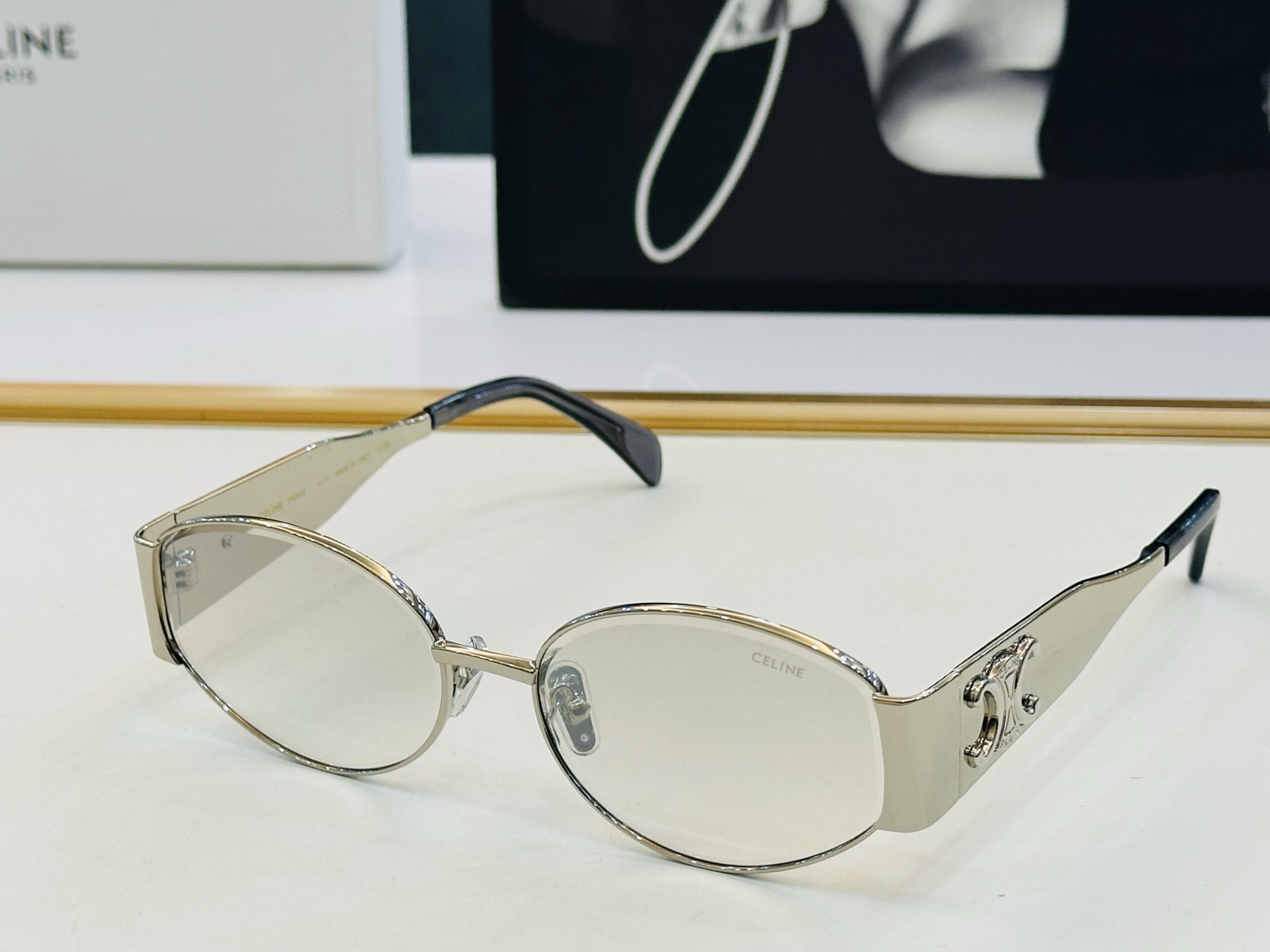 【CELINE】赛琳 CL1860LU Size：58口17-145 一直热销的款式 欧美风 光泽度好 