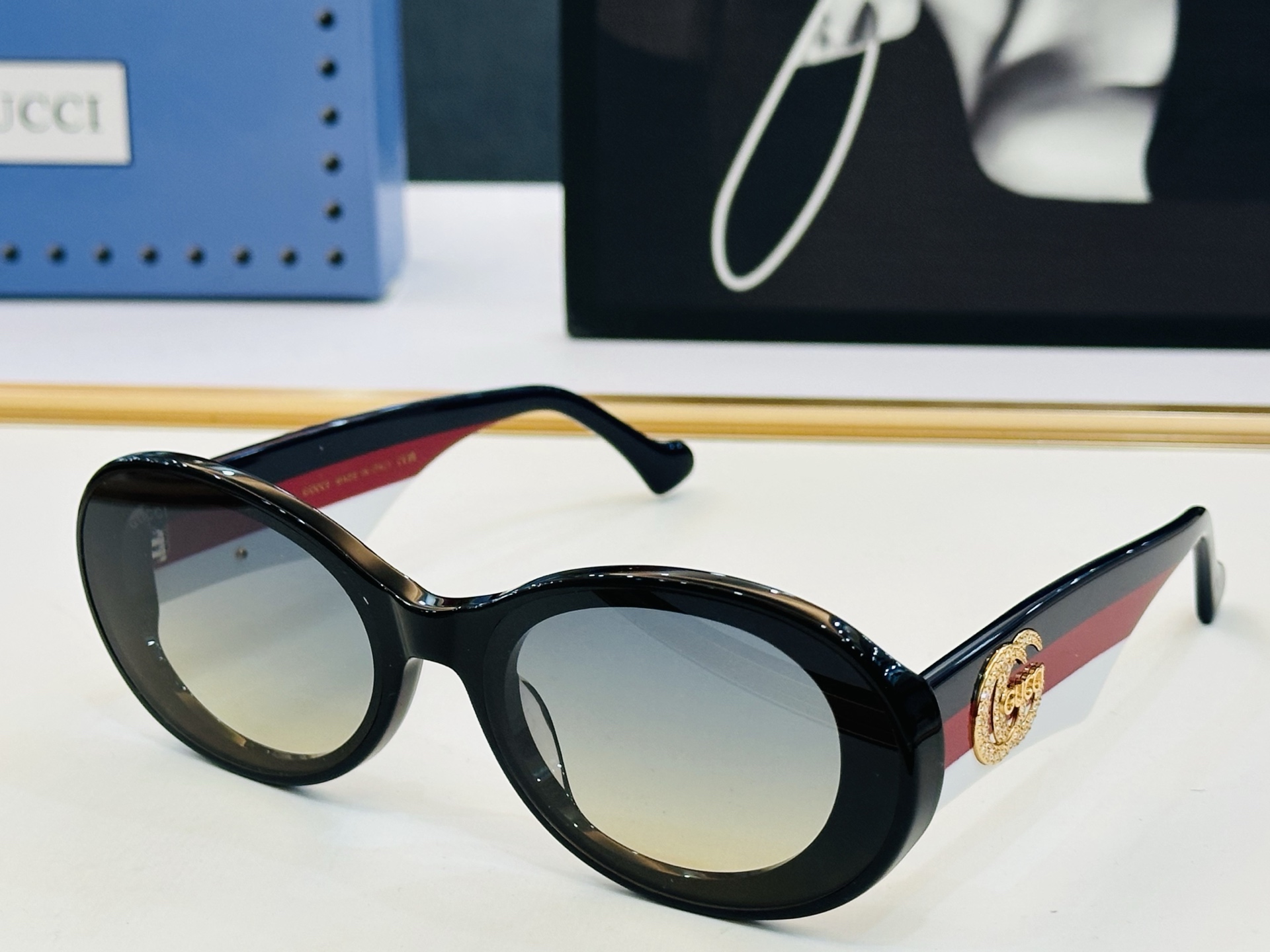 GUCC* 古家 GG1643 🐝🐝系列 Size：66口17-145 🍁🍁XL超绝品质 太阳镜 。