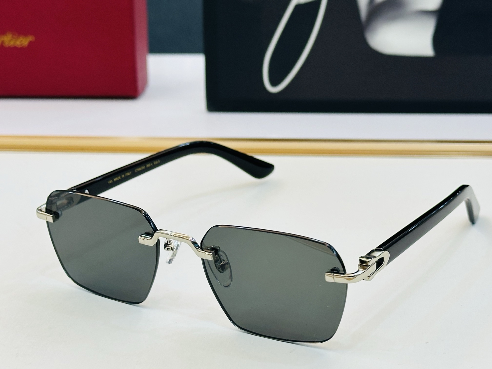 🆕 原版Cartie* 卡家 官网经典款 太阳镜 CT0623O Size：54口18-145 电镀工艺