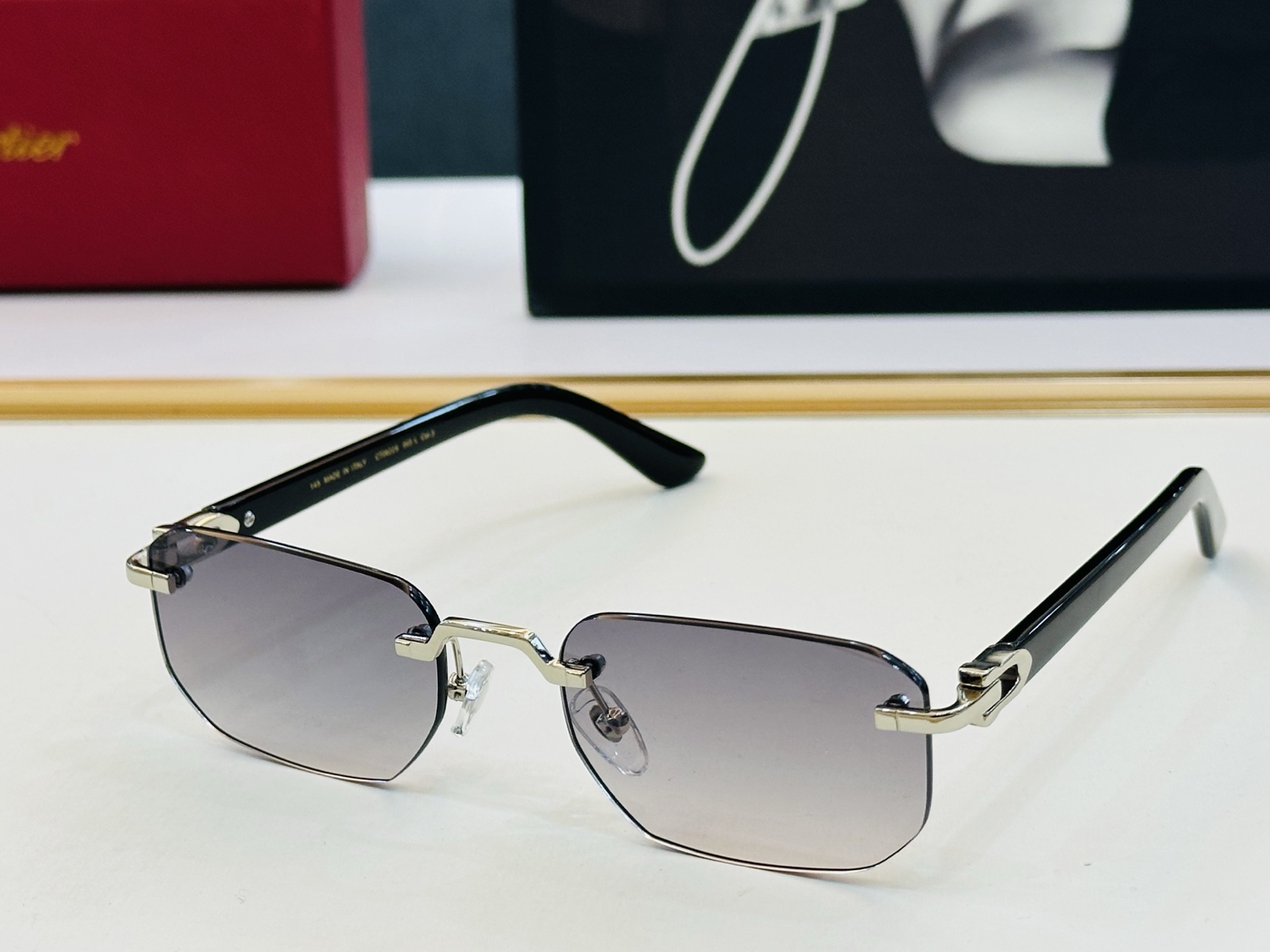 🆕 原版Cartie* 卡家 官网经典款 太阳镜 CT0622S Size：53口19-145 电镀工艺