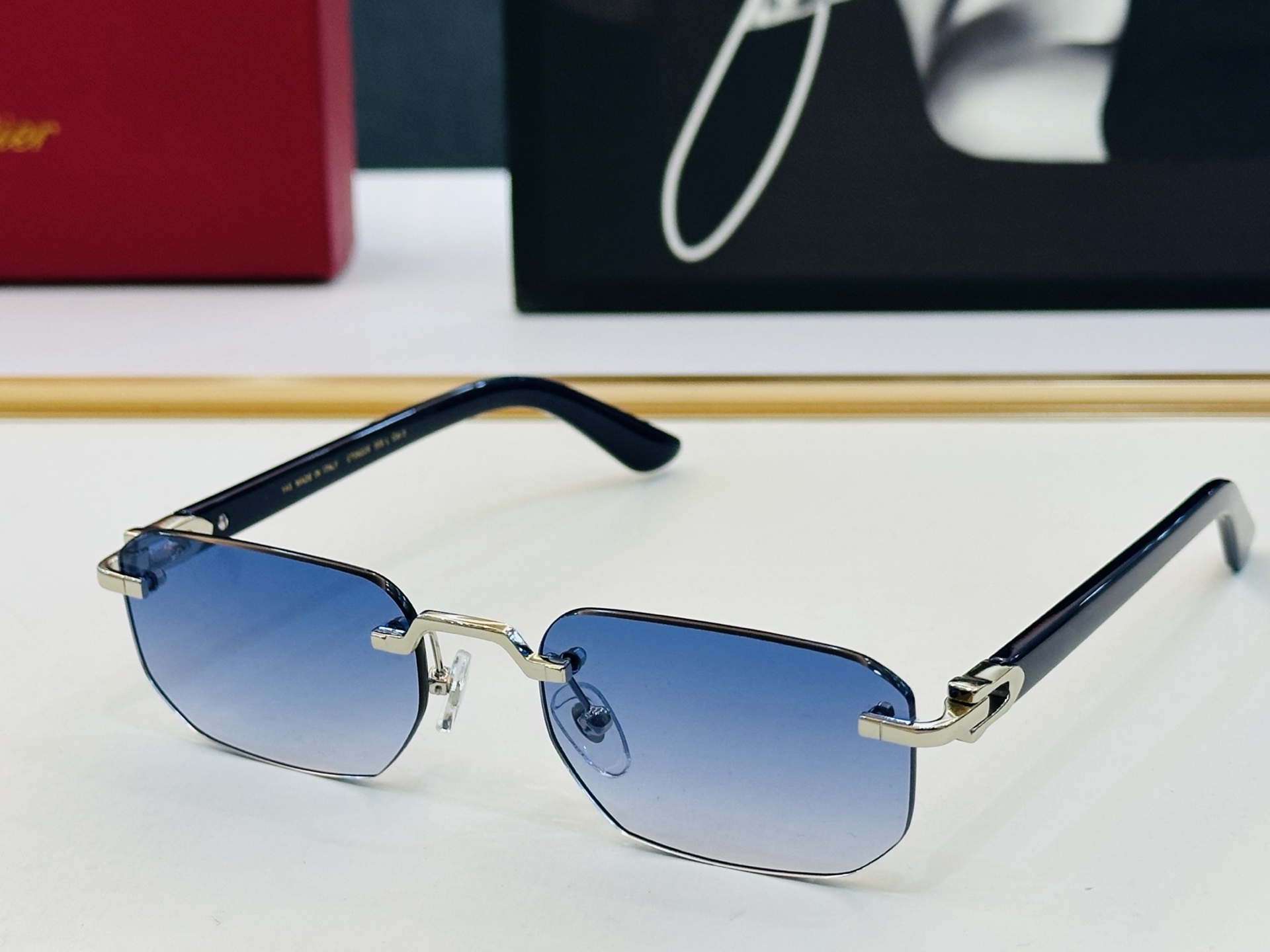 🆕 原版Cartie* 卡家 官网经典款 太阳镜 CT0622S Size：53口19-145 电镀工艺