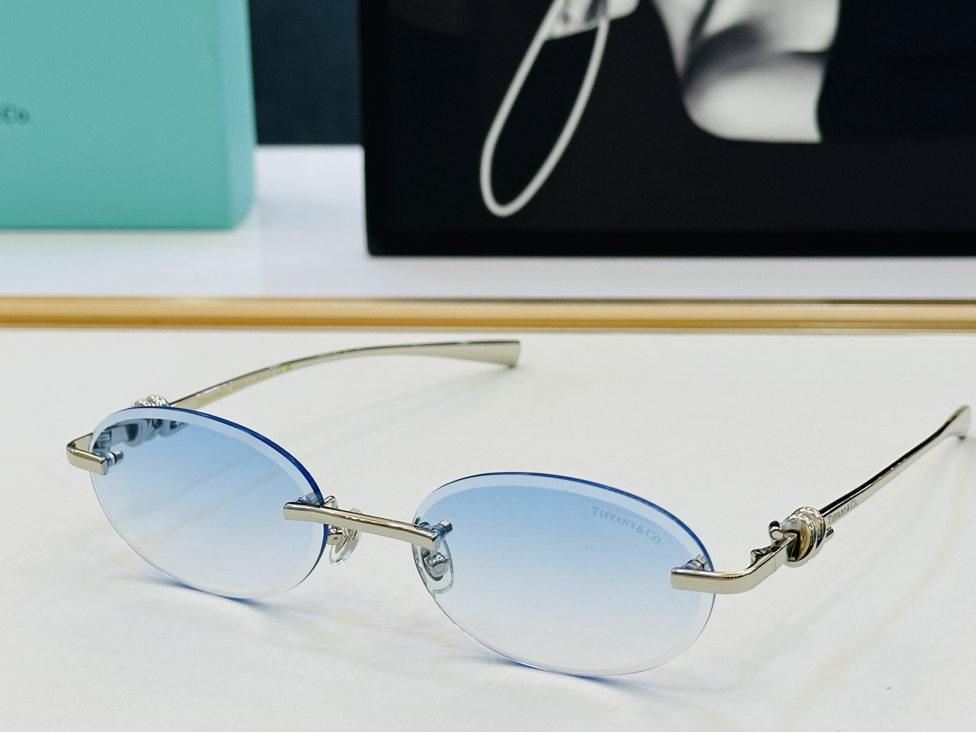 蒂芙家 Tiffany & CO. TF1857L Size：56口18-140 时尚太阳镜架 👍b多色