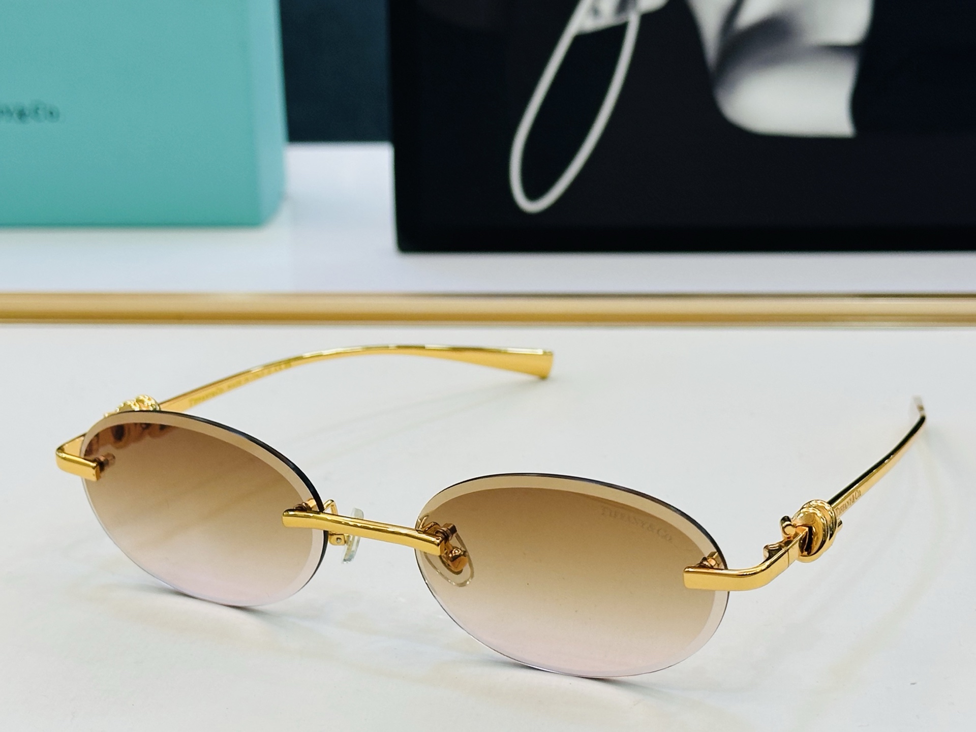 蒂芙家 Tiffany & CO. TF1857L Size：56口18-140 时尚太阳镜架 👍b多色