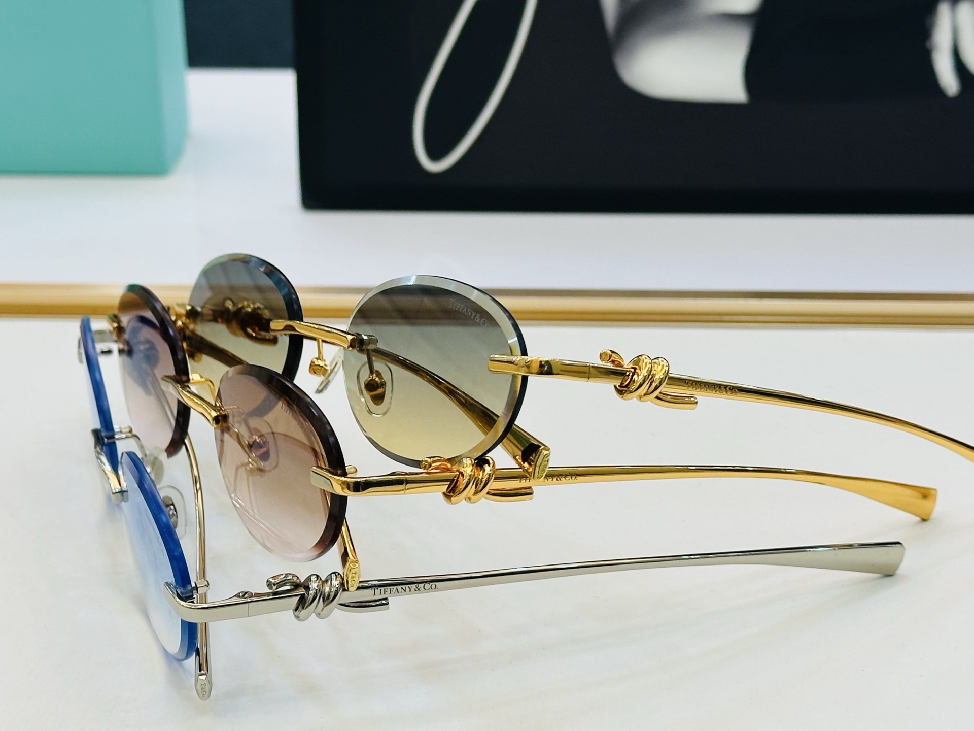 蒂芙家 Tiffany & CO. TF1857L Size：56口18-140 时尚太阳镜架 👍b多色