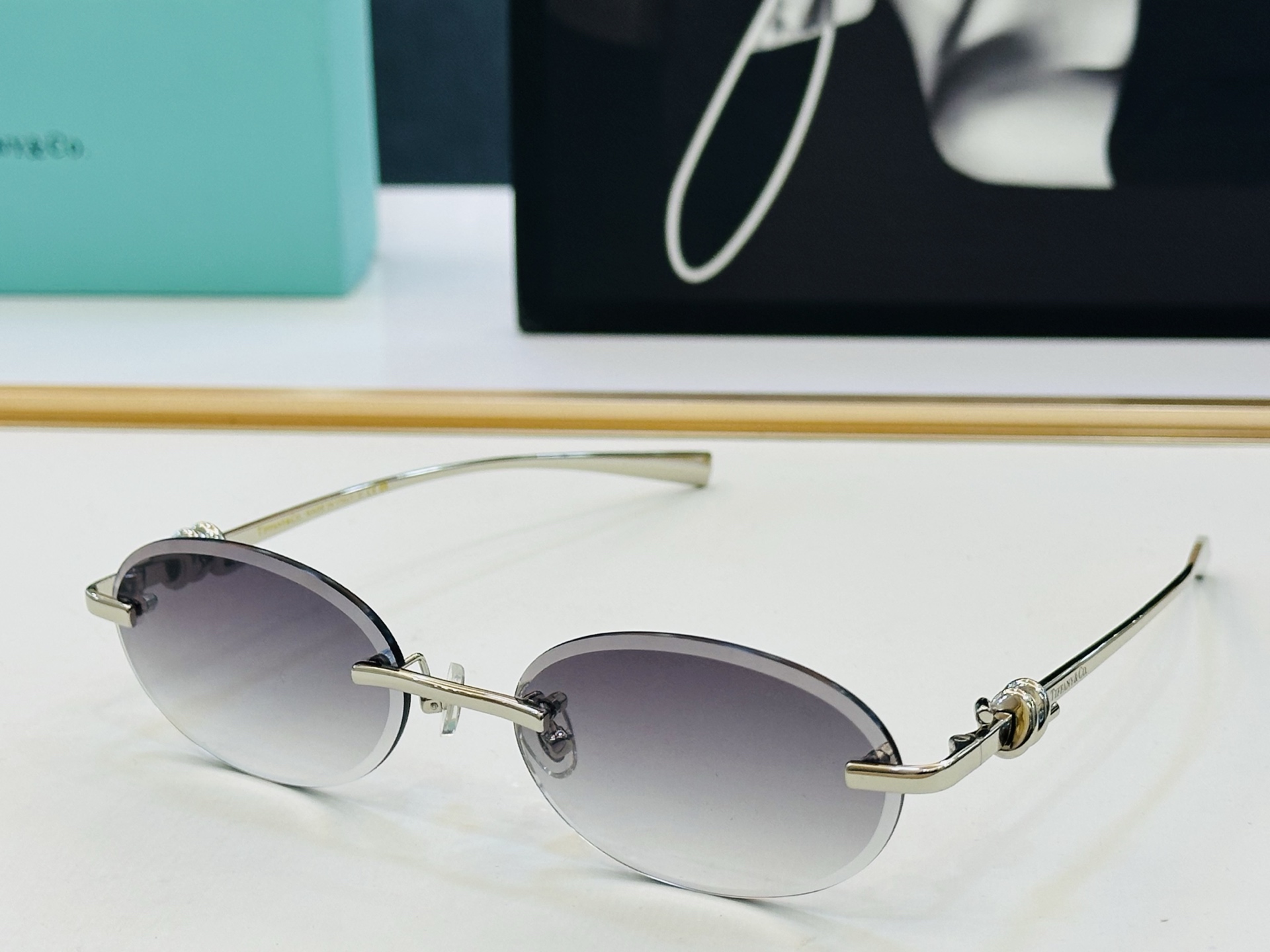 蒂芙家 Tiffany & CO. TF1857L Size：56口18-140 时尚太阳镜架 👍b多色