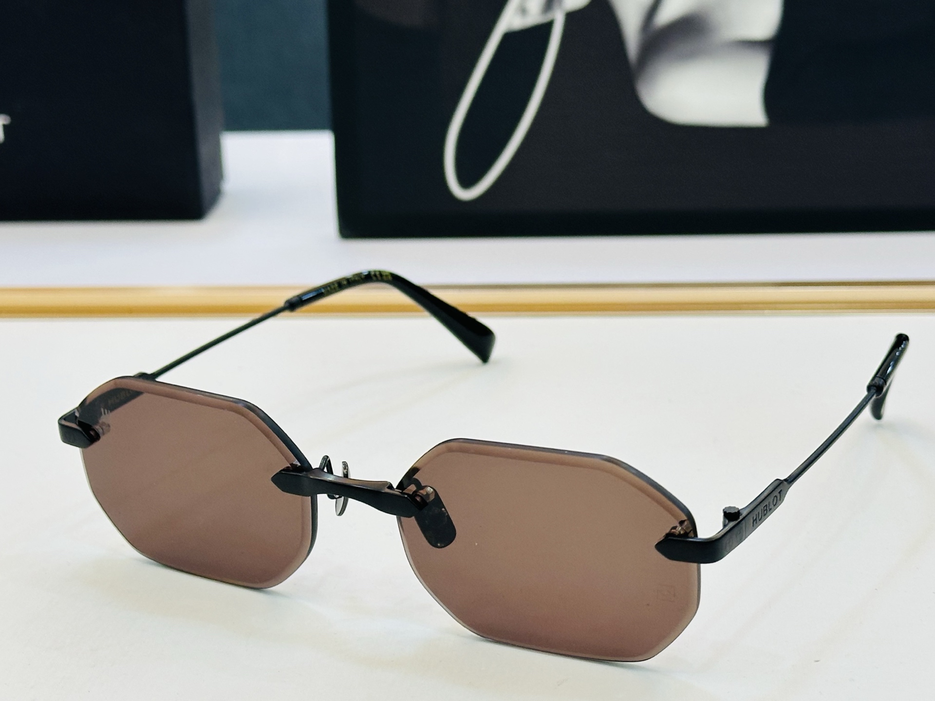 HUBLOT✨✨✨MODEL:H1988✨✨✨SIZE：58口18-145 ✨b高端品质