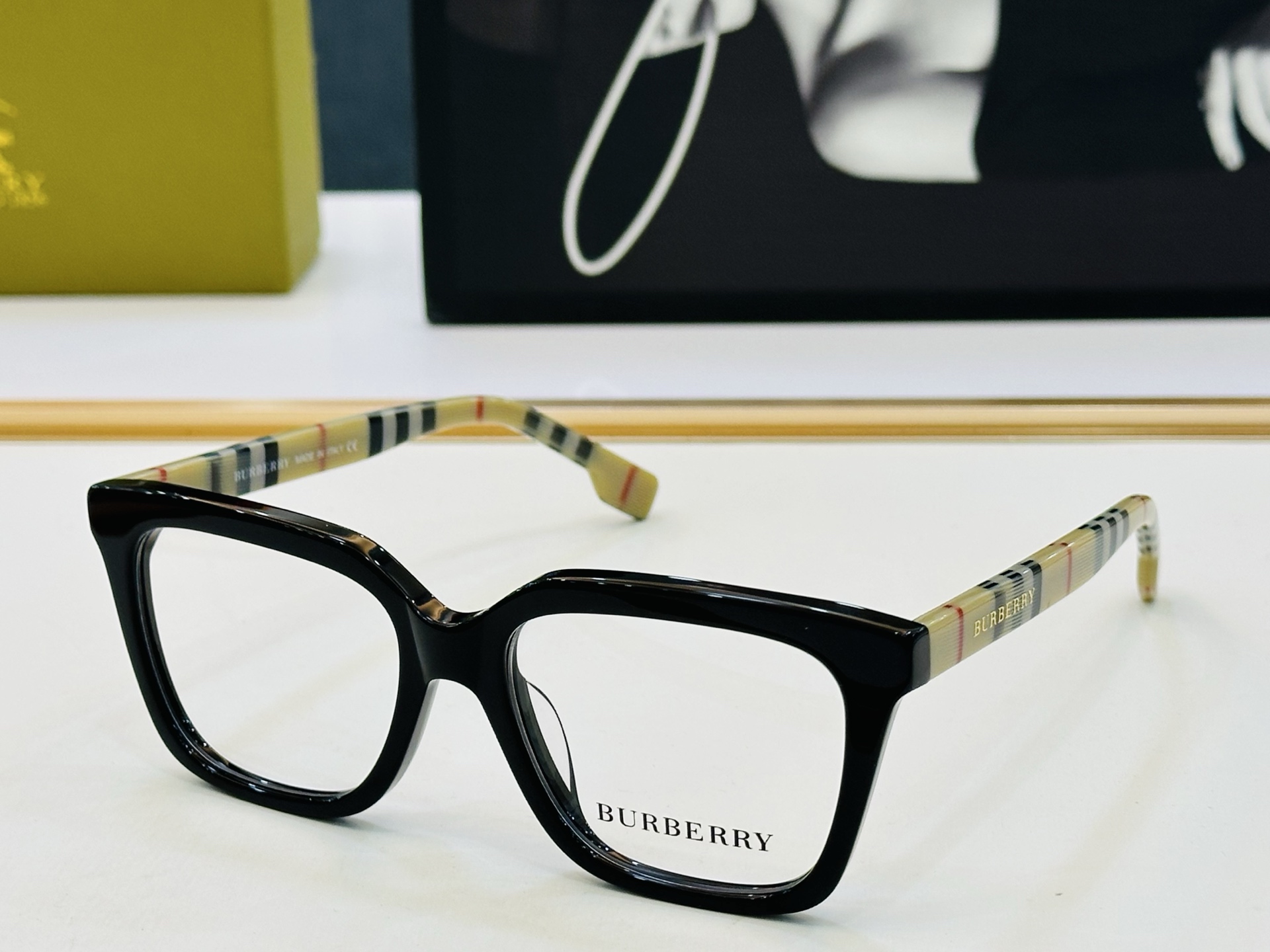 新款 BURBERR*🔻巴家 BE2370百搭镜架Size：53口19-145 🌲🌲🌲板材框 Z多色可选