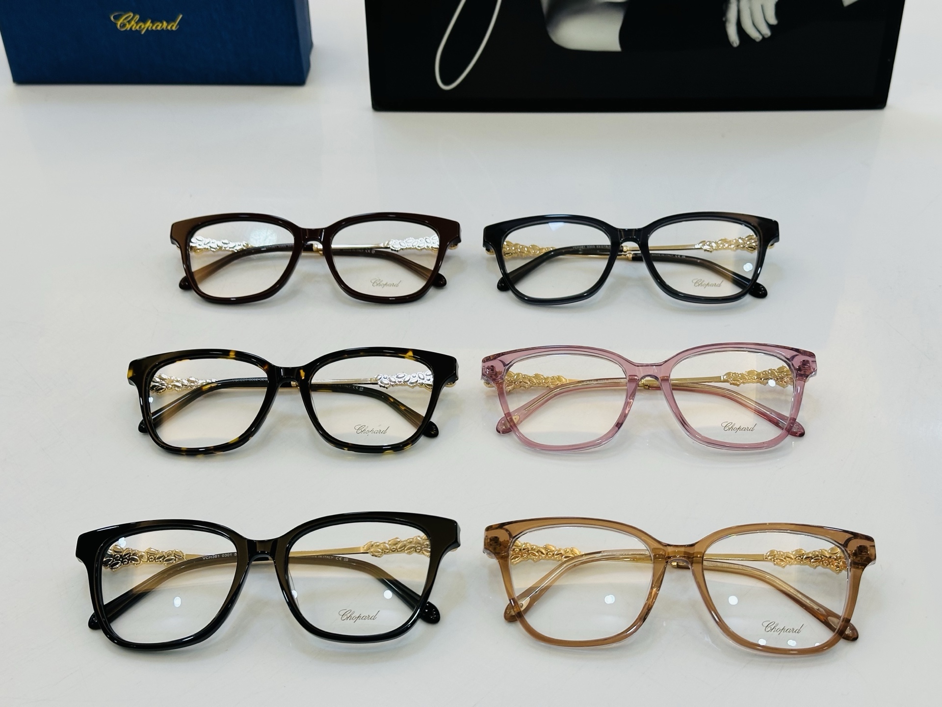 原版 ChoPard肖邦 MODEL: VCH361 Size：53口18-145 以现代时尚的设计风格