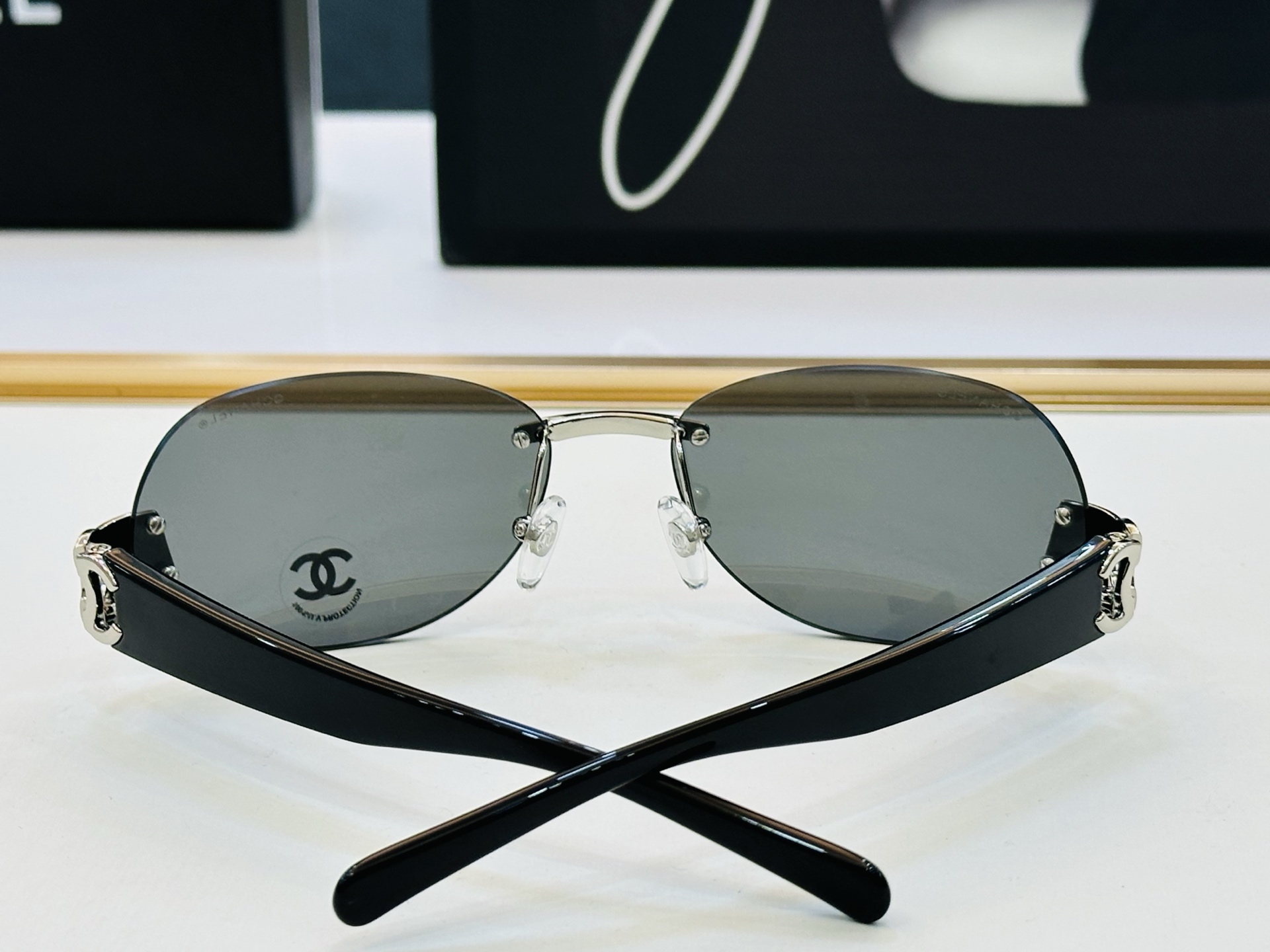 CHANE*香家 CH4037 SIZE：59口16-120 潮流爆款 太阳镜 😍😍高品质 佩戴舒适 F