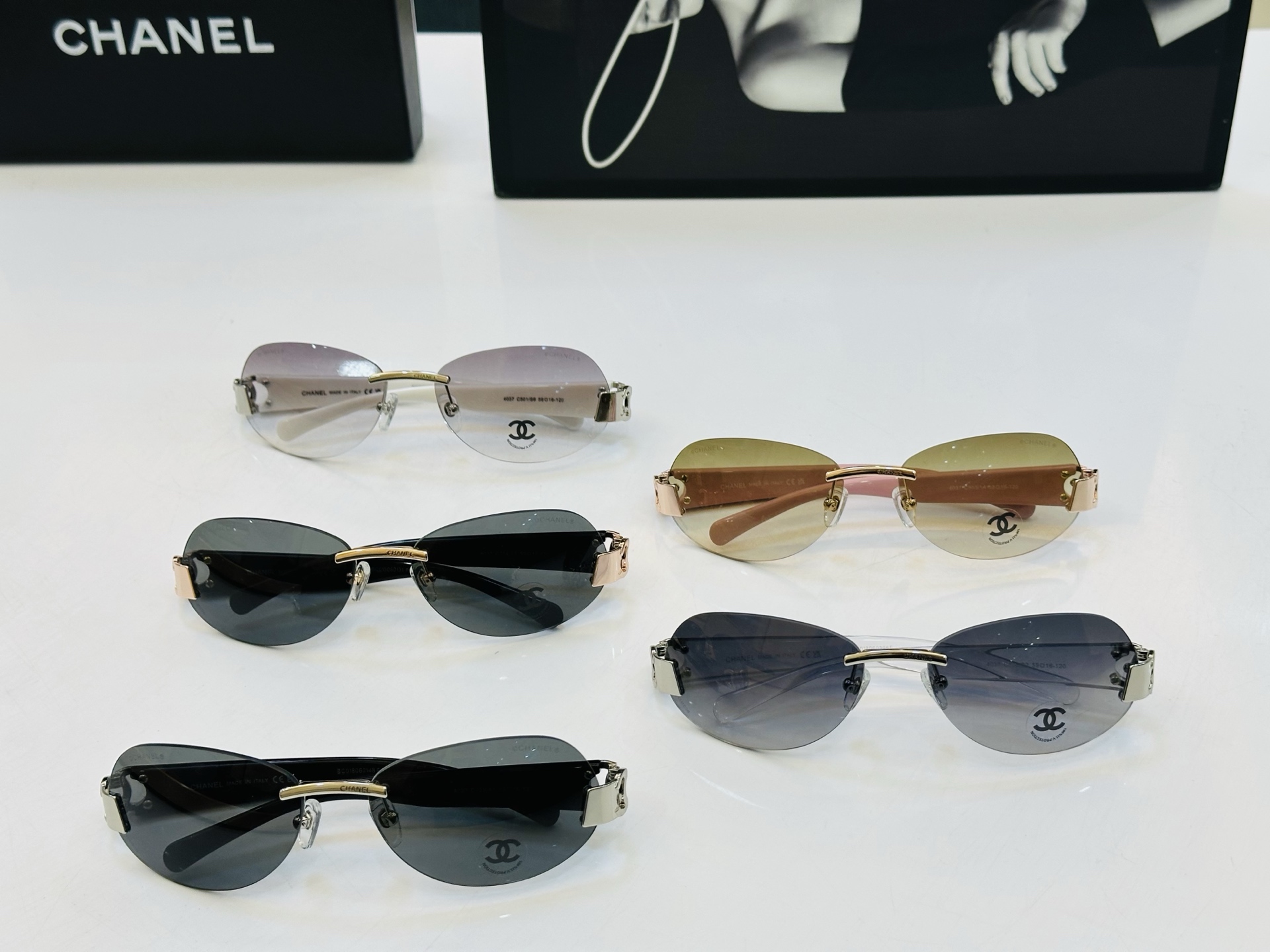 CHANE*香家 CH4037 SIZE：59口16-120 潮流爆款 太阳镜 😍😍高品质 佩戴舒适 F