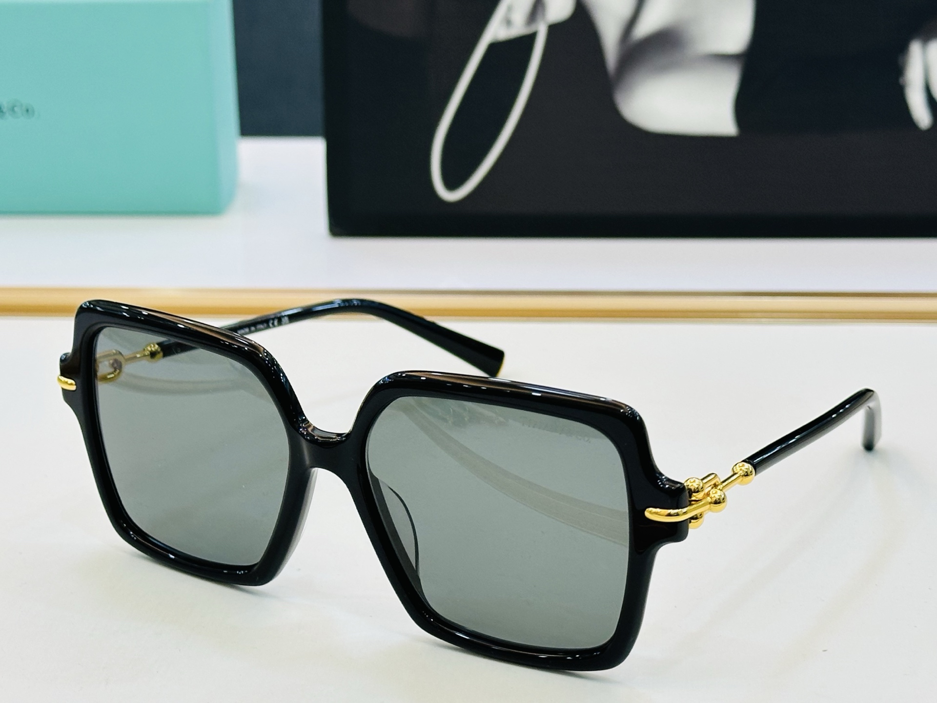 蒂芙家 Tiffany & CO. TF4260U Size：57口16-140 时尚太阳镜架 👍F多色