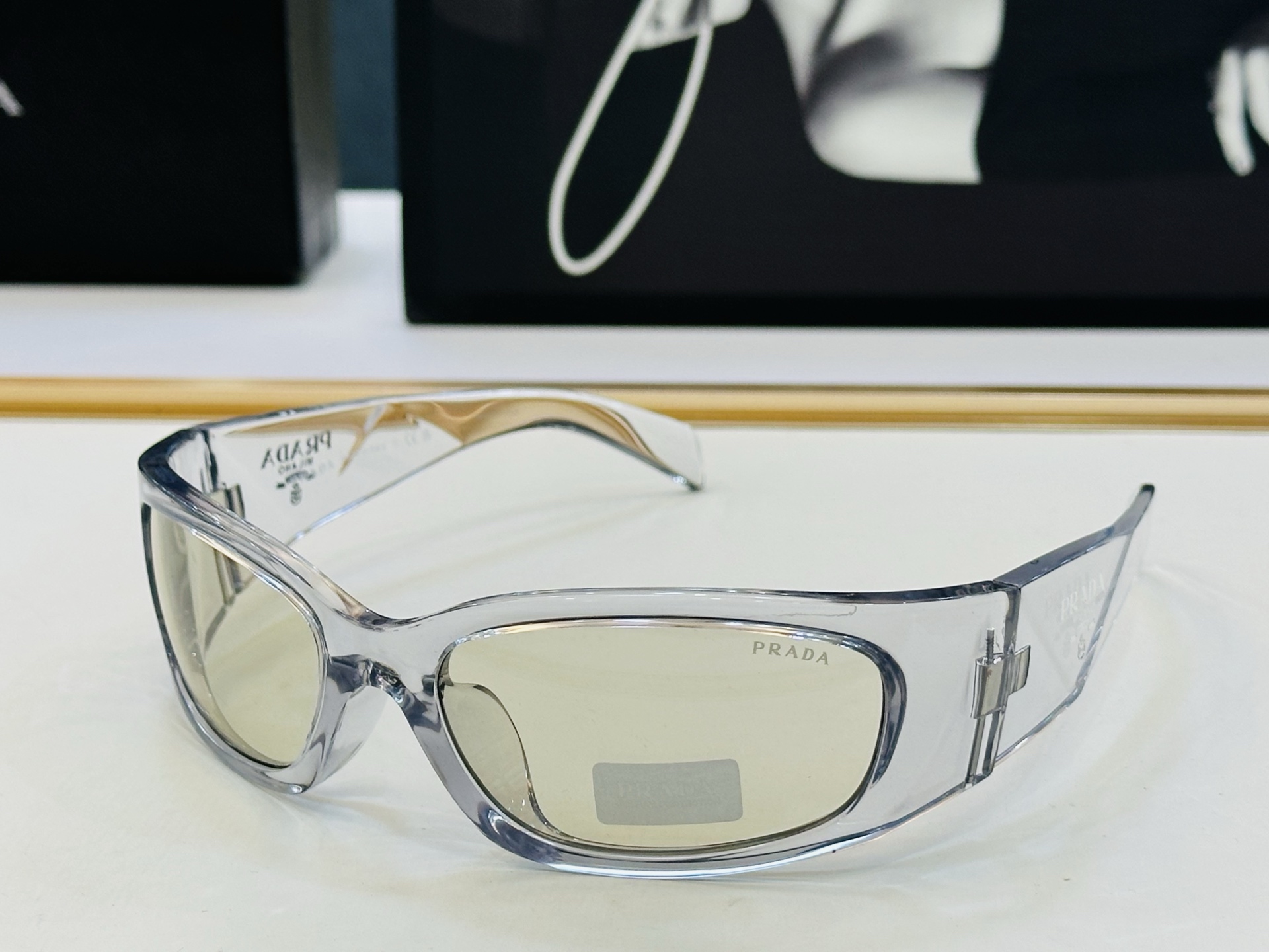 🔺PRAD*🔻普家 SPRA14 Size：60口18-140 眼镜系列堪称精湛制作 👍F太阳镜