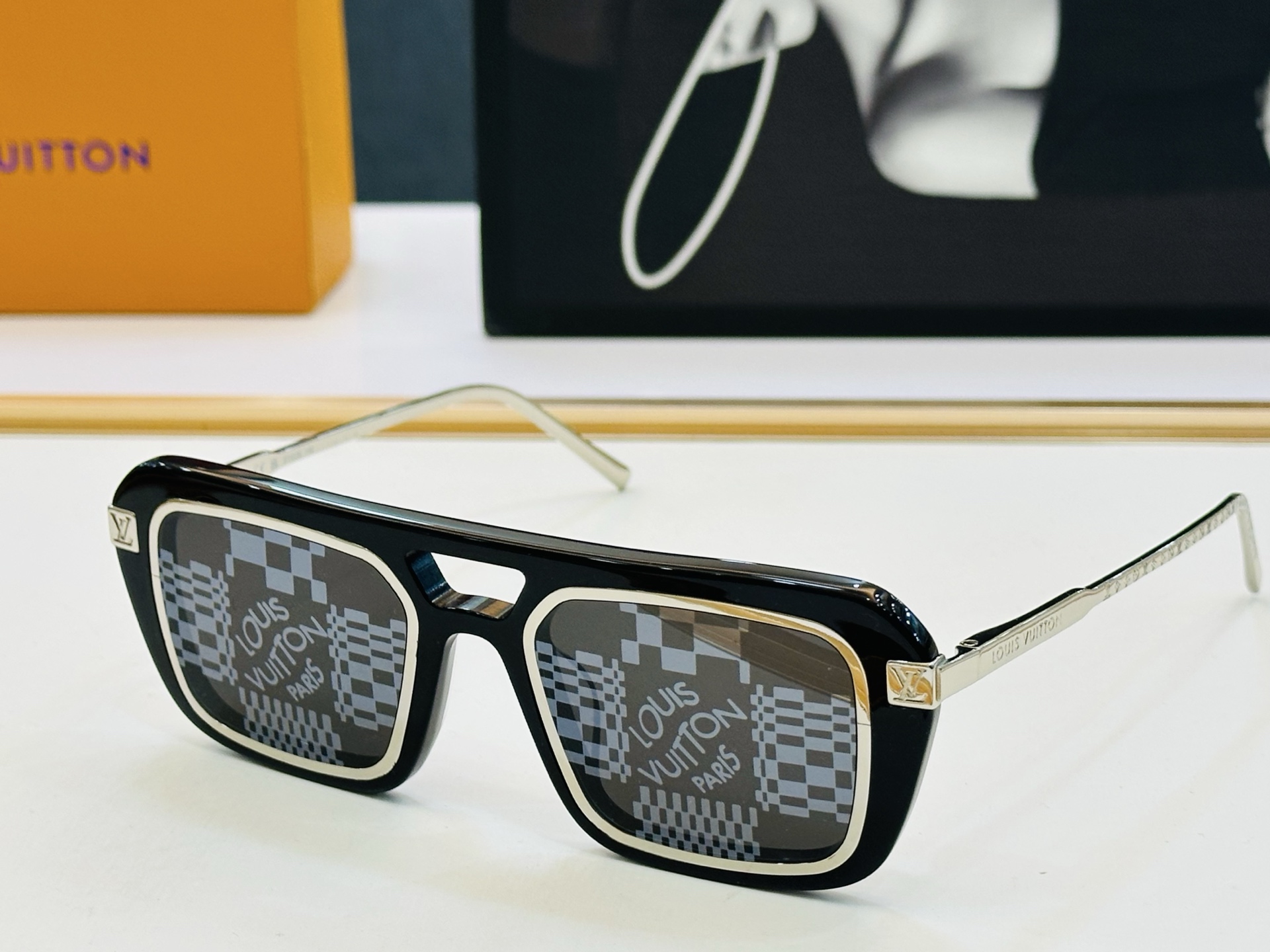 路易家 LOUIS *VUITON 原单高品质 Z2191E Size：51口22-140 皆属上品 C