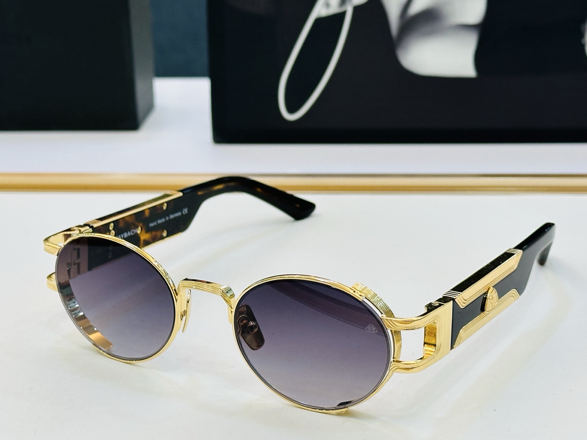 高品质 迈巴赫 🎉🎉做工精美💕💕MAYBAC*H Z32 Size：52口22-145 质感十足👍CC高