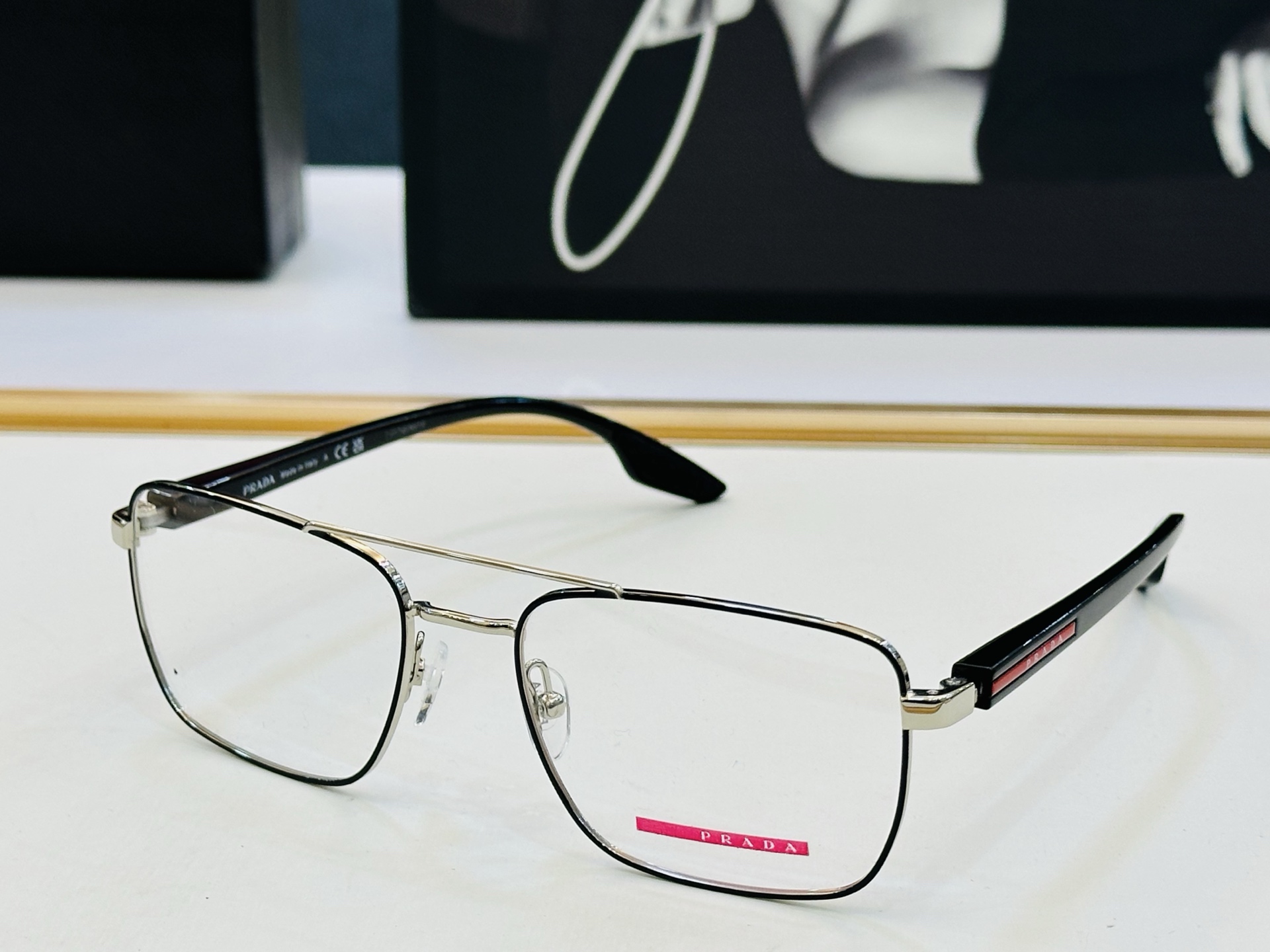 🔺PRAD*🔻普家 VPS53M Size：55口17-145 眼镜系列堪称精湛制作 彰显独特个 W 最