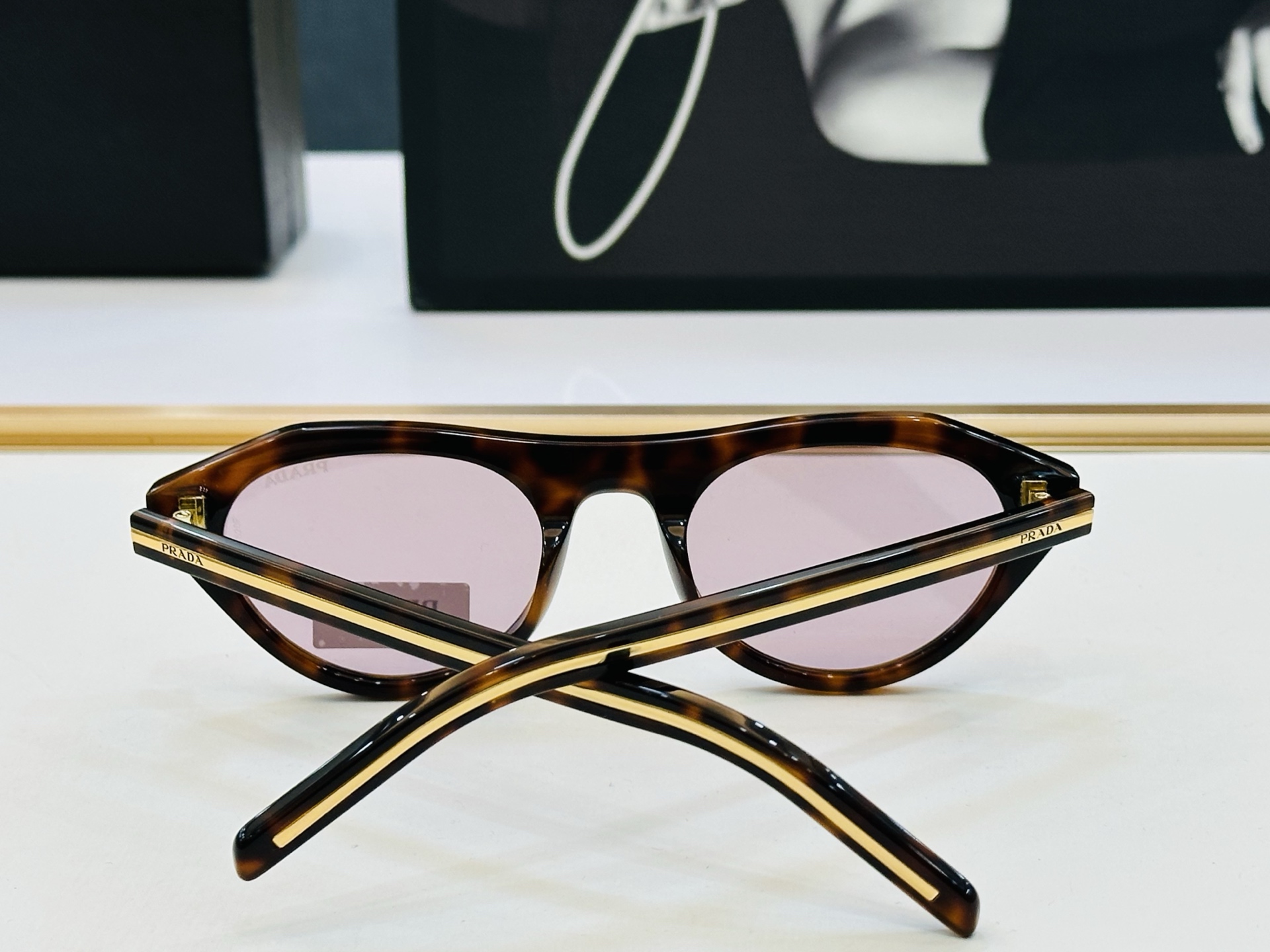 🔺PRAD*🔻普家 PR B15 Size：51口21-145 眼镜系列堪称精湛制作 彰显独特个 B最新