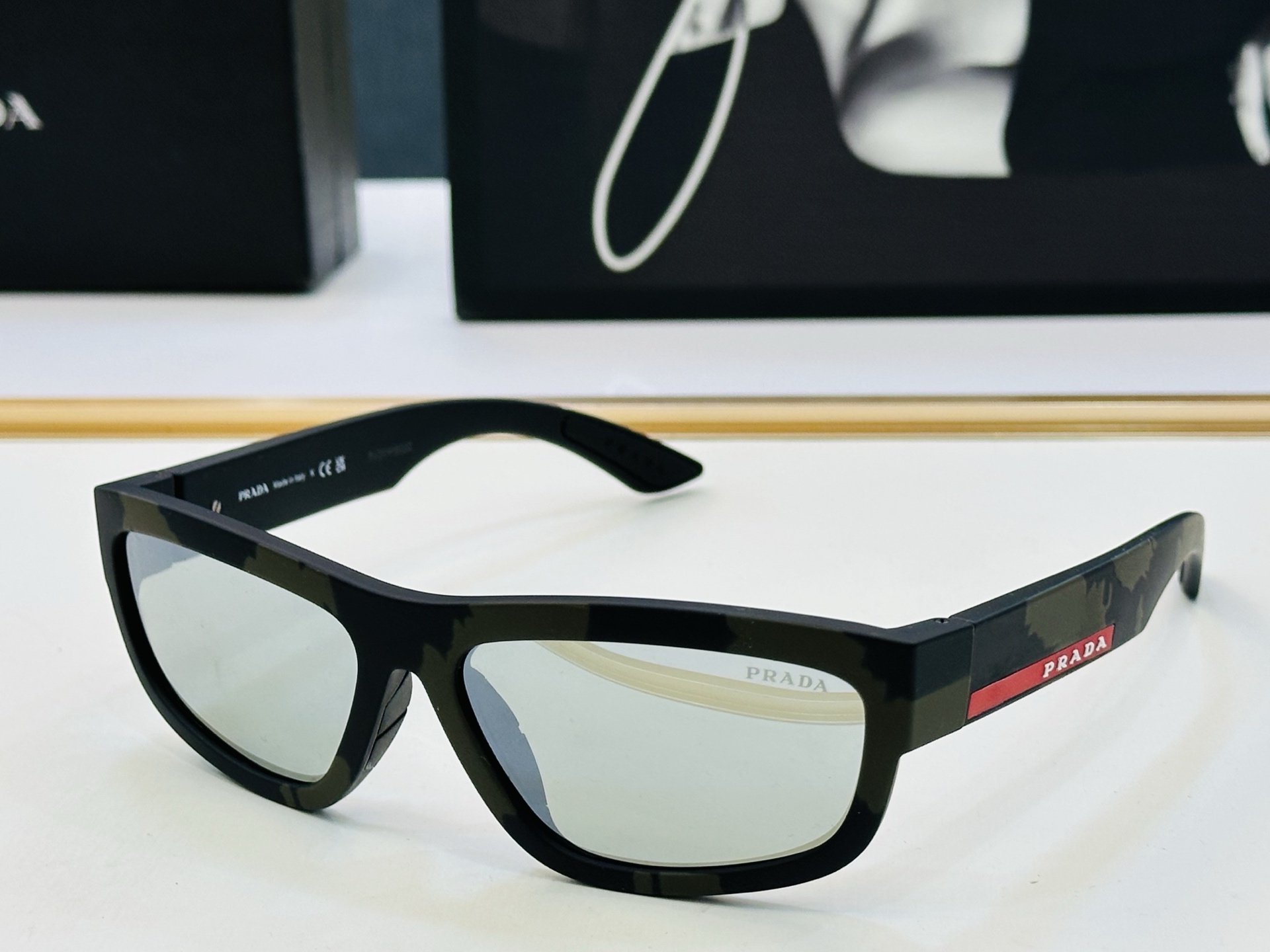 🔺PRAD*🔻普家 SPS05Z Size：59口16-140 眼镜系列堪称精湛制作 彰显独特个 W最新