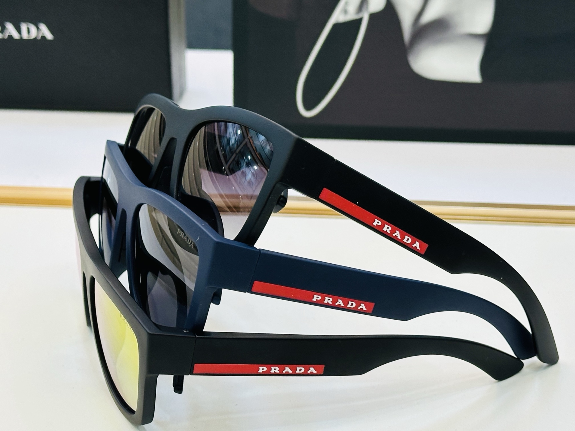 🔺PRAD*🔻普家 SPS 01Z Size：56口20-140 眼镜系列堪称精湛制作 彰显独特个 W最