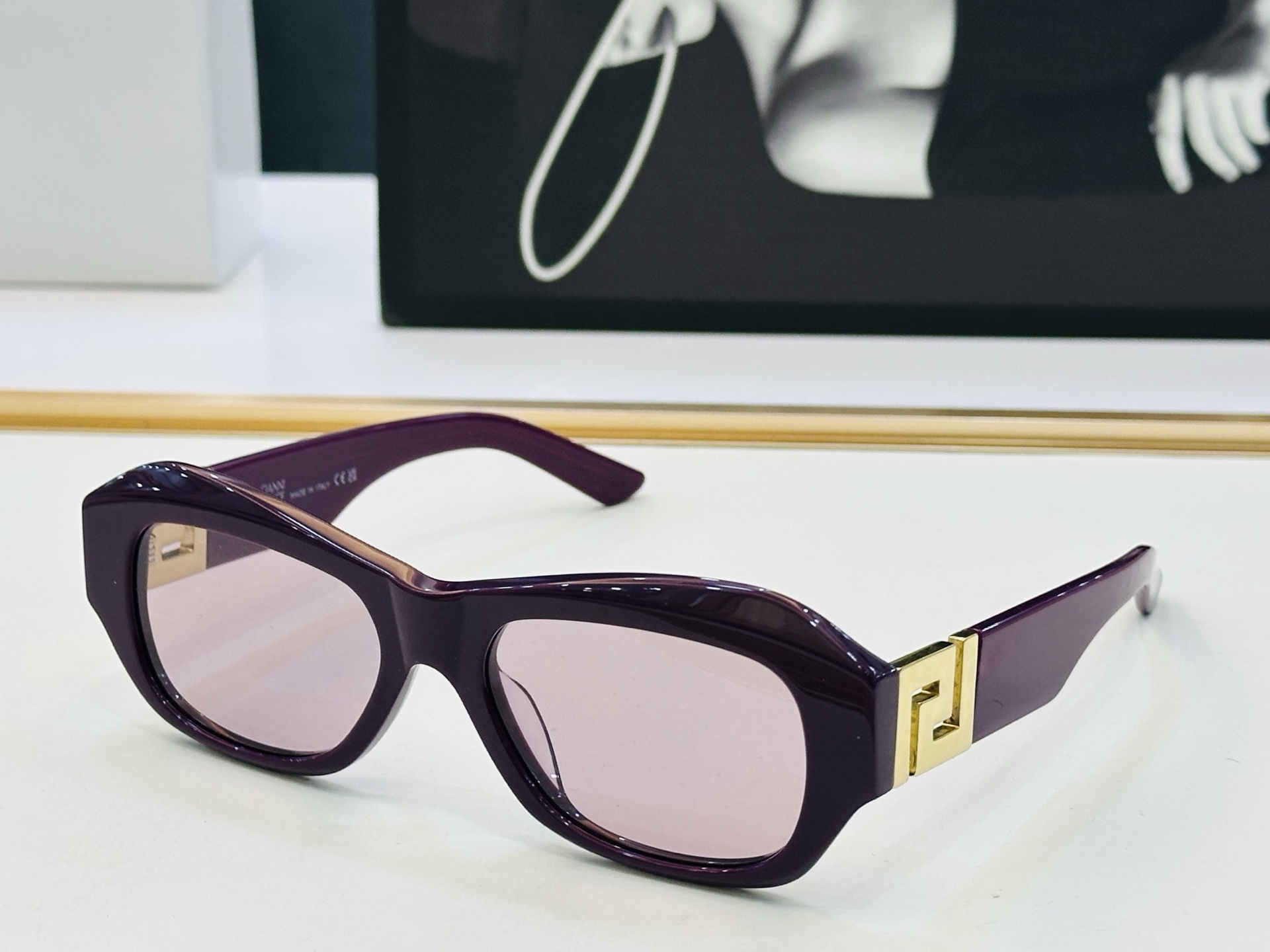 🎉🎉范思家 VERSACE✨✨✨MODEL：VET75 ✨✨✨SIZE：53口19-145 ✨L有范