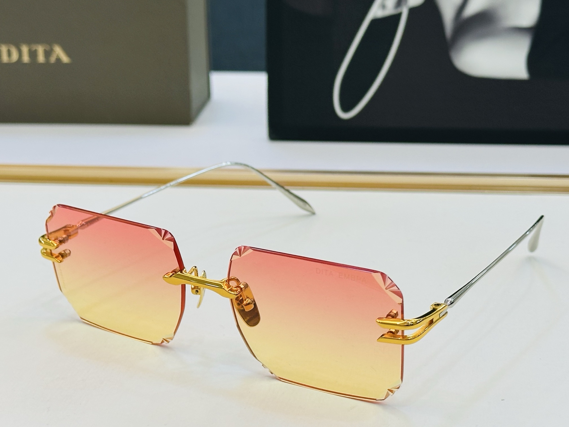 官网款 DlT* 迪塔 DTS155 Size：60口17-140 意大利最新原单货 [得意][得意]男