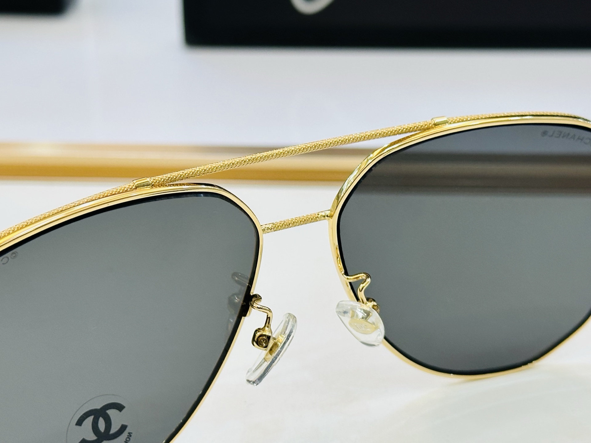 CHANE*香家 CH4129 SIZE：57口18-145 潮流爆款 太阳镜 😍😍高品质 佩戴舒适 F