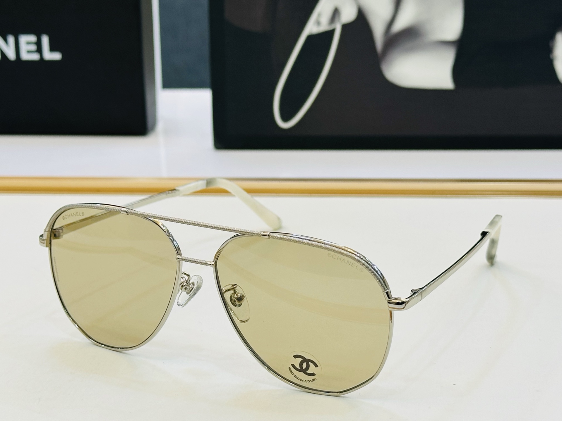 CHANE*香家 CH4129 SIZE：57口18-145 潮流爆款 太阳镜 😍😍高品质 佩戴舒适 F