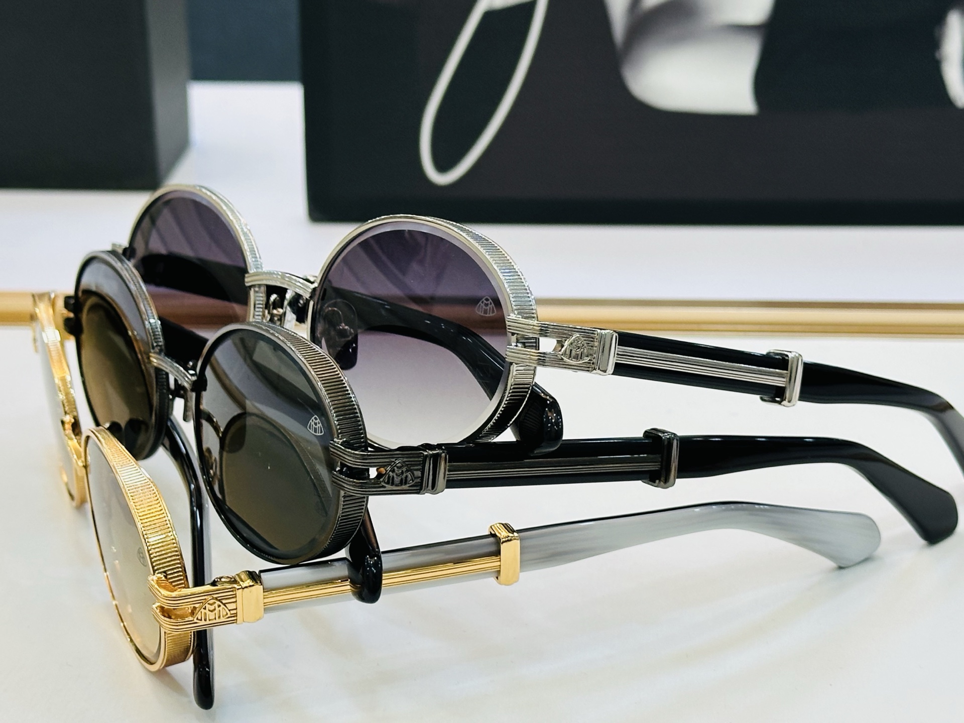 高品质 迈巴赫 🎉🎉做工精美💕💕MAYBAC*H Z164 Size：56口21-145 质感十足 K👍