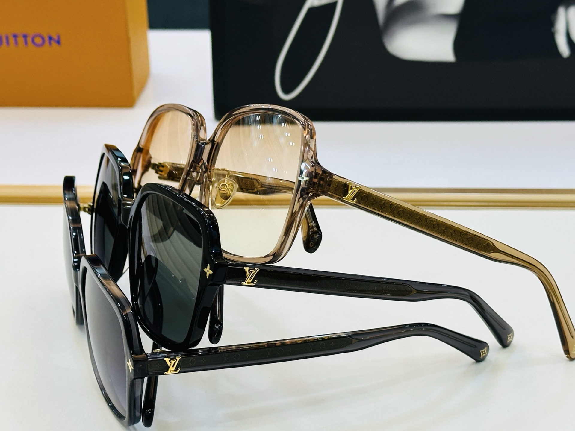 路易家 🎩Z3044E Size：56口16-145 充满活力的 展现独特个性🌟展现大气的你 F高品质 