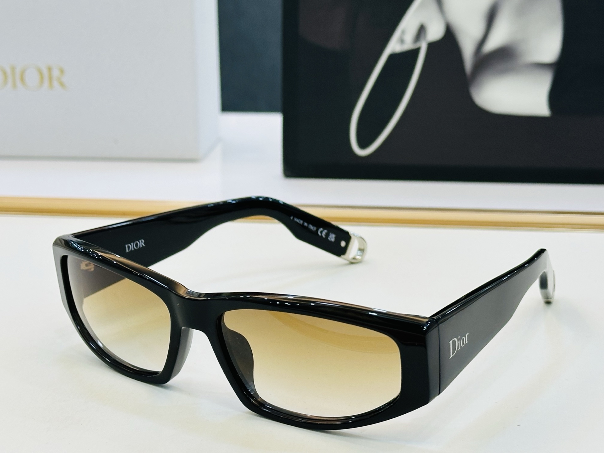 🔻🔻🔻DIO* 迪家 S1I Size：59口17-135 春夏款墨镜 😎🔆 FD搭配镜腿精致 质量上佳