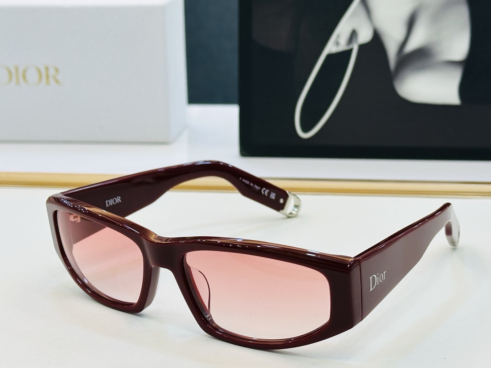 🔻🔻🔻DIO* 迪家 S1I Size：59口17-135 春夏款墨镜 😎🔆 FD搭配镜腿精致 质量上佳