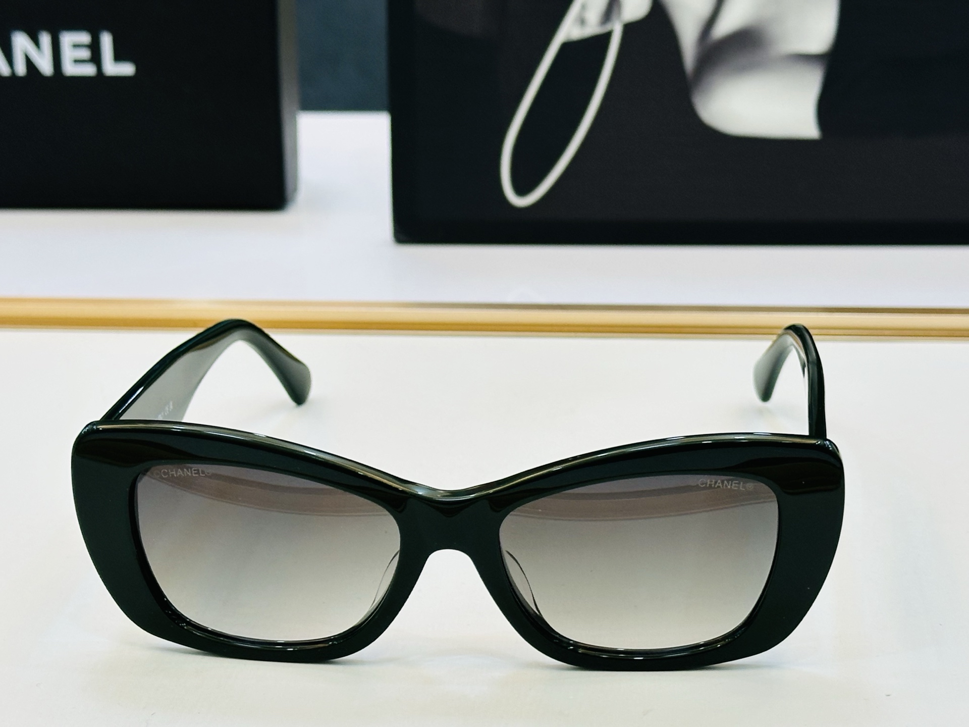 【CHANE*/香家】MODEL:CH9192 Size：54口18-145 独特设计 J适合各种脸型💋