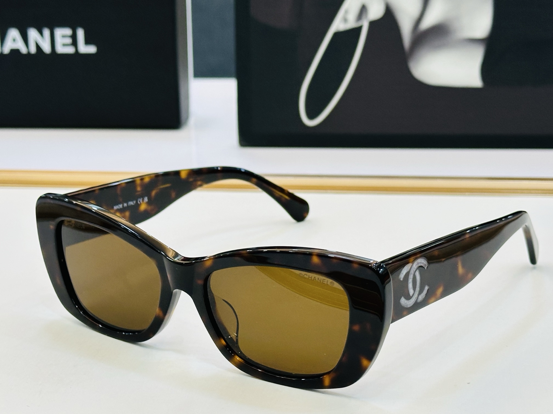 【CHANE*/香家】MODEL:CH9192 Size：54口18-145 独特设计 J适合各种脸型💋