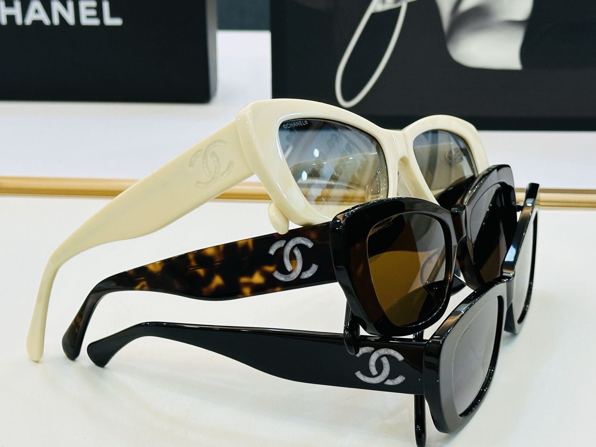 【CHANE*/香家】MODEL:CH9192 Size：54口18-145 独特设计 J适合各种脸型💋