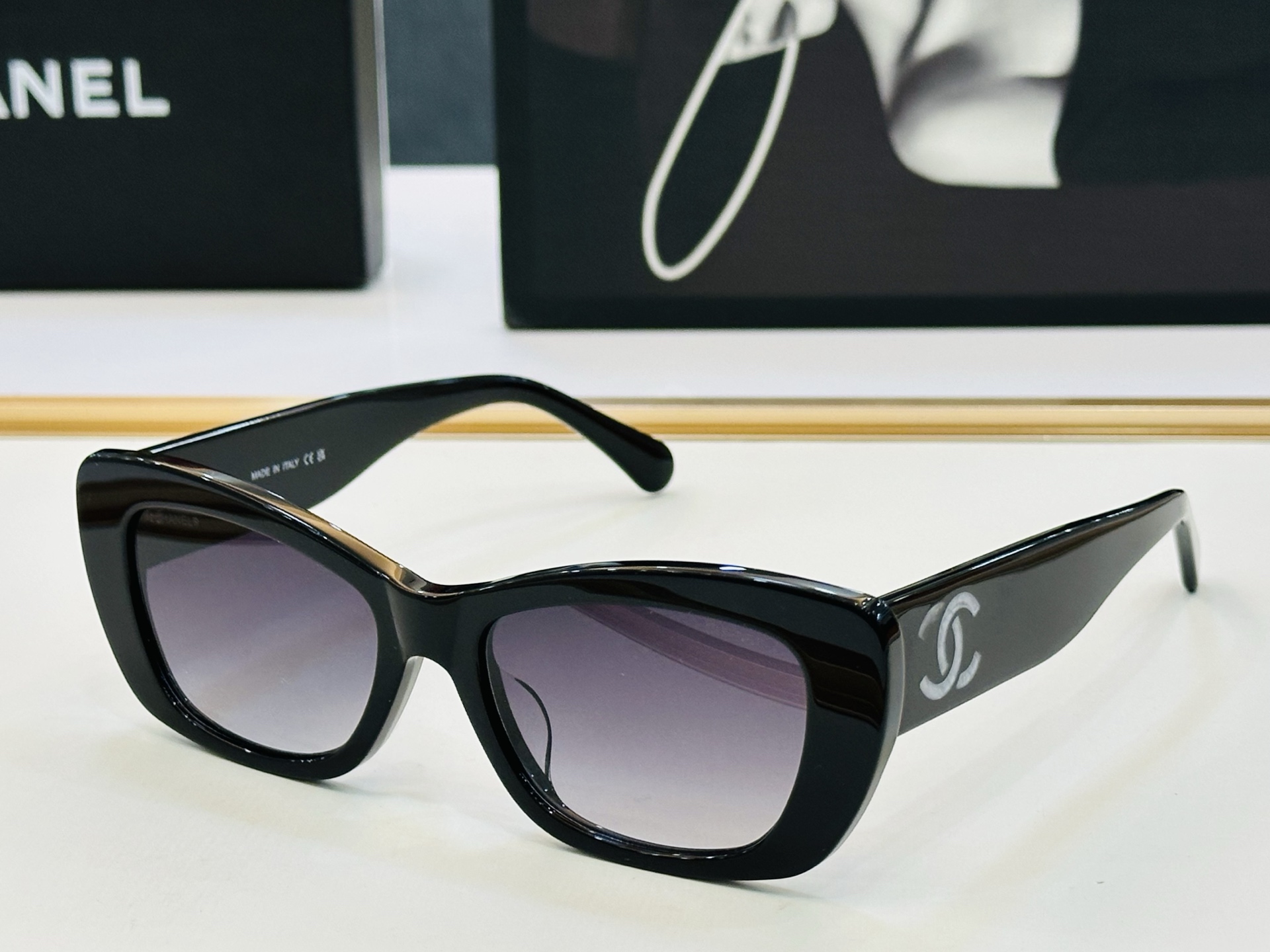 【CHANE*/香家】MODEL:CH9192 Size：54口18-145 独特设计 J适合各种脸型💋