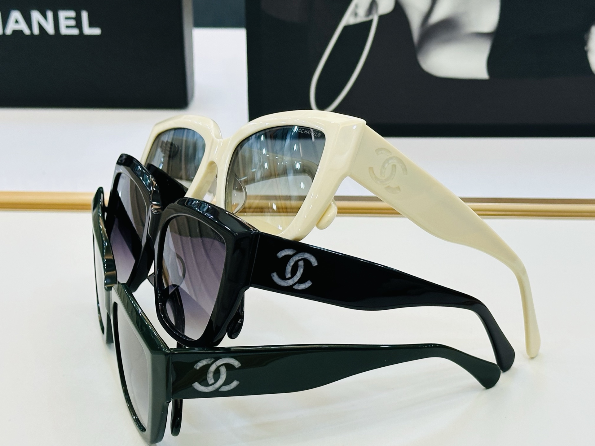 【CHANE*/香家】MODEL:CH9191 Size：54口18-145 独特设计 J适合各种脸型💋