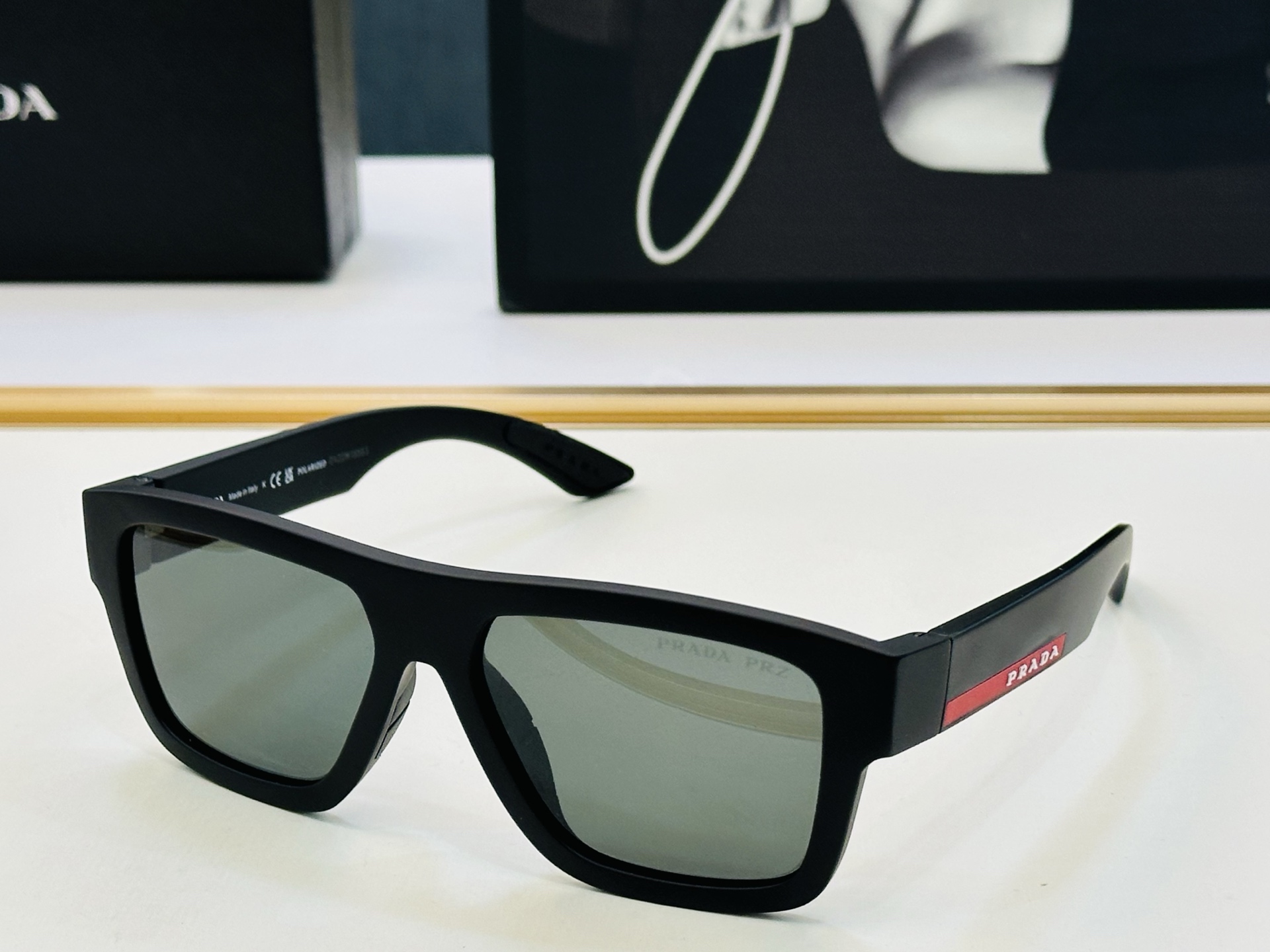 🔺PRAD*🔻普家 SPS04Z Size：56口16-140 眼镜系列堪称精湛制作 彰显独特个 W最新