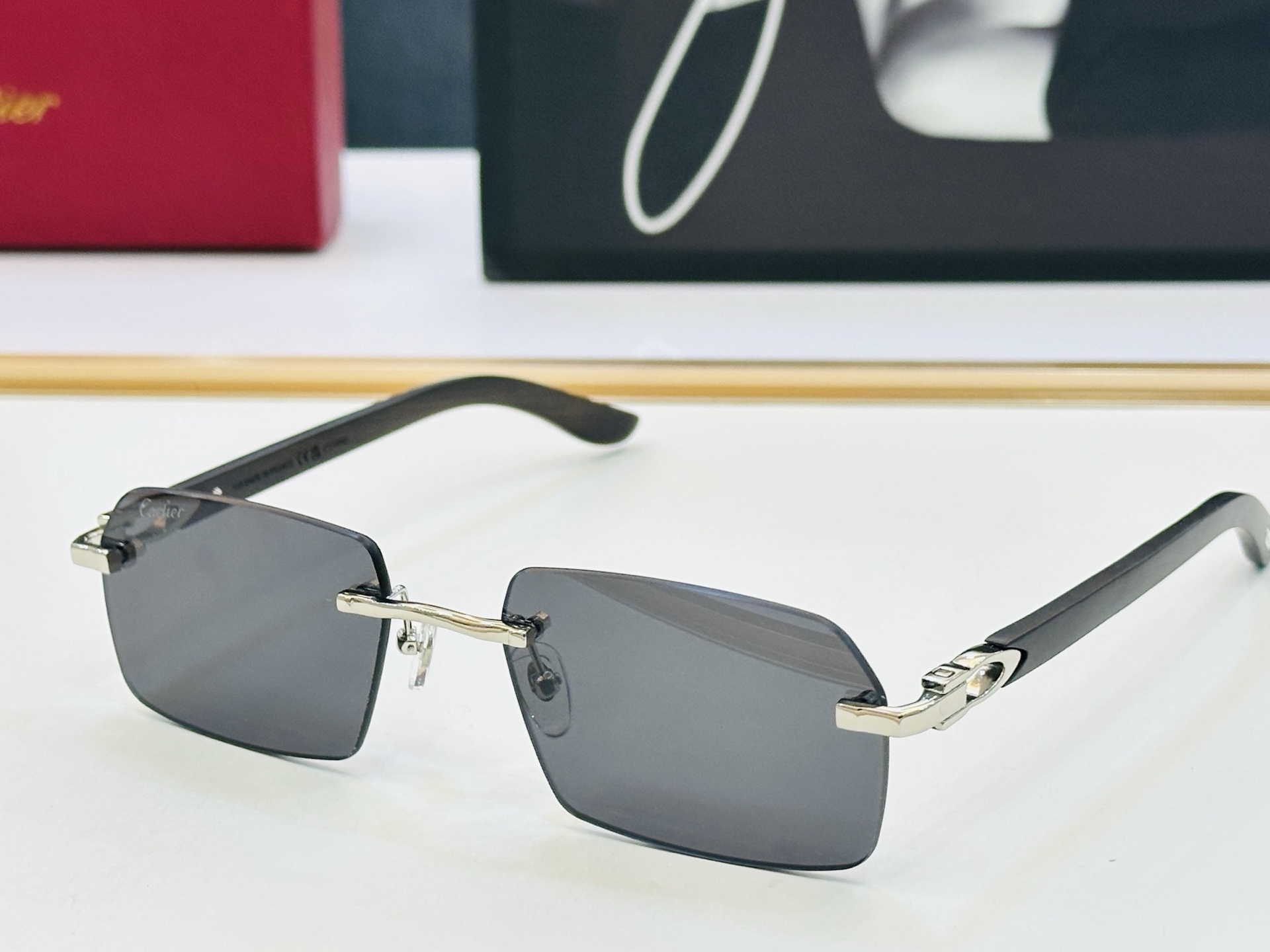 Cartie* 卡家 太阳镜 CT0453S Size：56口19-145 电镀工艺精湛气质十足！J男女
