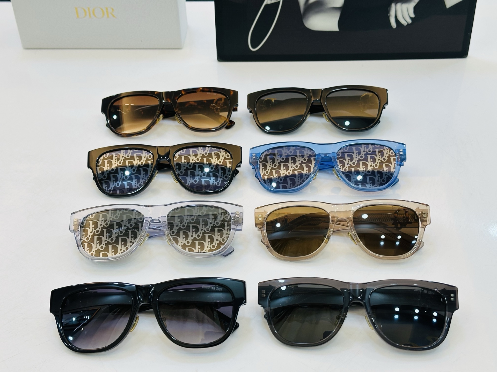 🔻🔻🔻DIO* CDICon S4F 迪家 Size：56口18-145 😎🔆。。搭配镜腿精致配饰 Zm