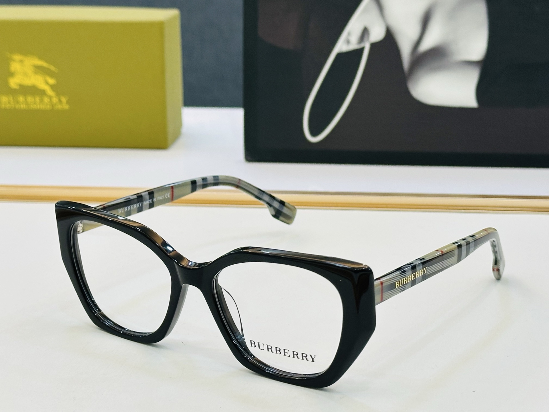 NO:727765,New BURBERR* Bajia BE2449 versatile frame Size 53 mouth 19-145 plate frame Z multi-color optional glasses, sunglasses, sunglasses, glasses, burberry, burberry19860909新款 BURBERR*巴家 BE2449 百搭镜架Size53口19-145板材框 Z多色可选 眼镜墨镜太阳镜,眼镜,burberry,burberry,glasses