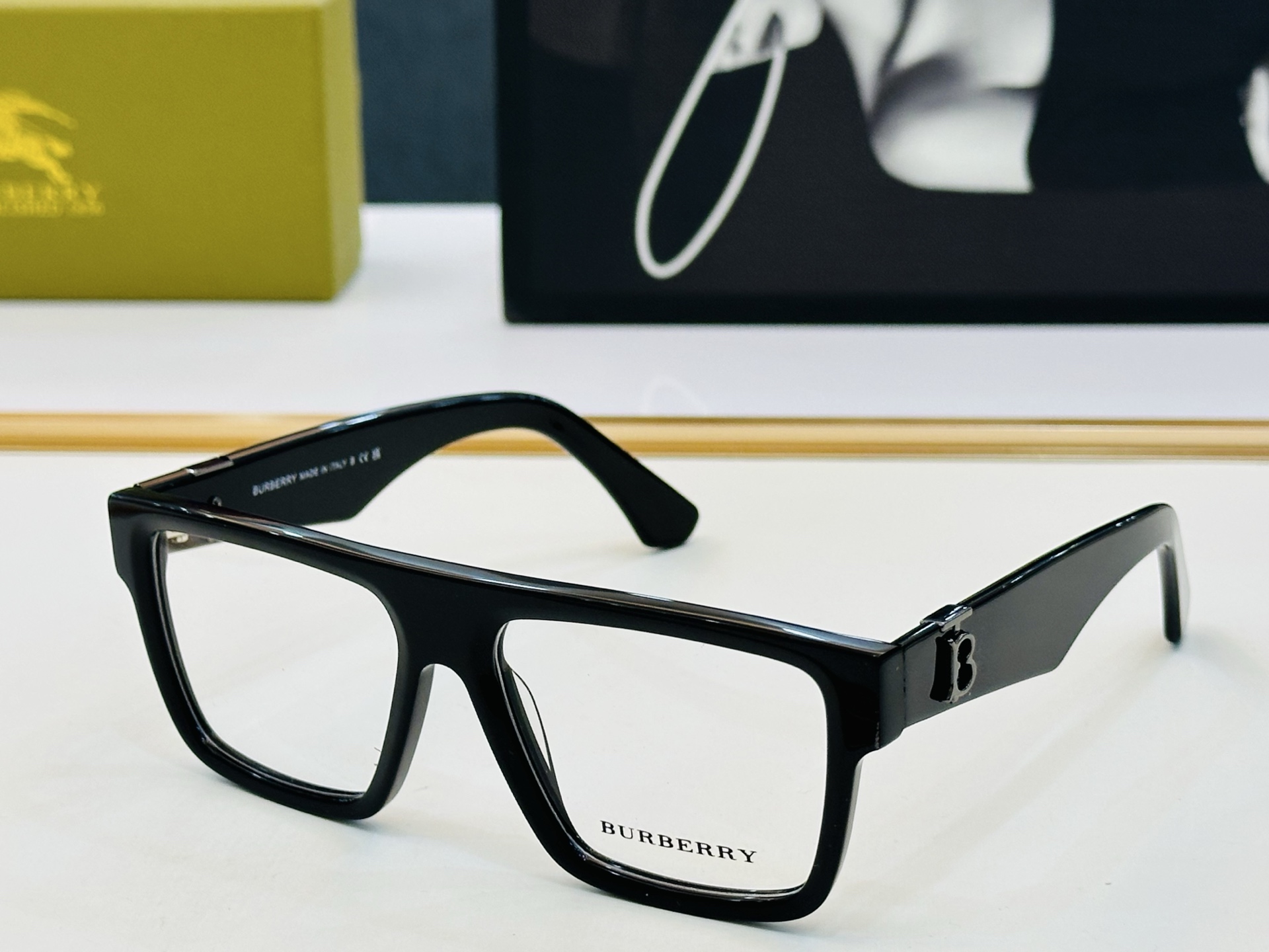 NO:727778,New BURBERR* Bajia BE2404 versatile frame Size 53 mouth 18-145 plate frame H multi-color optional glasses, sunglasses, sunglasses, glasses, burberry, burberry19860909新款 BURBERR*巴家 BE2404 百搭镜架Size53口18-145板材框 H多色可选 眼镜墨镜太阳镜,眼镜,burberry,burberry,glasses