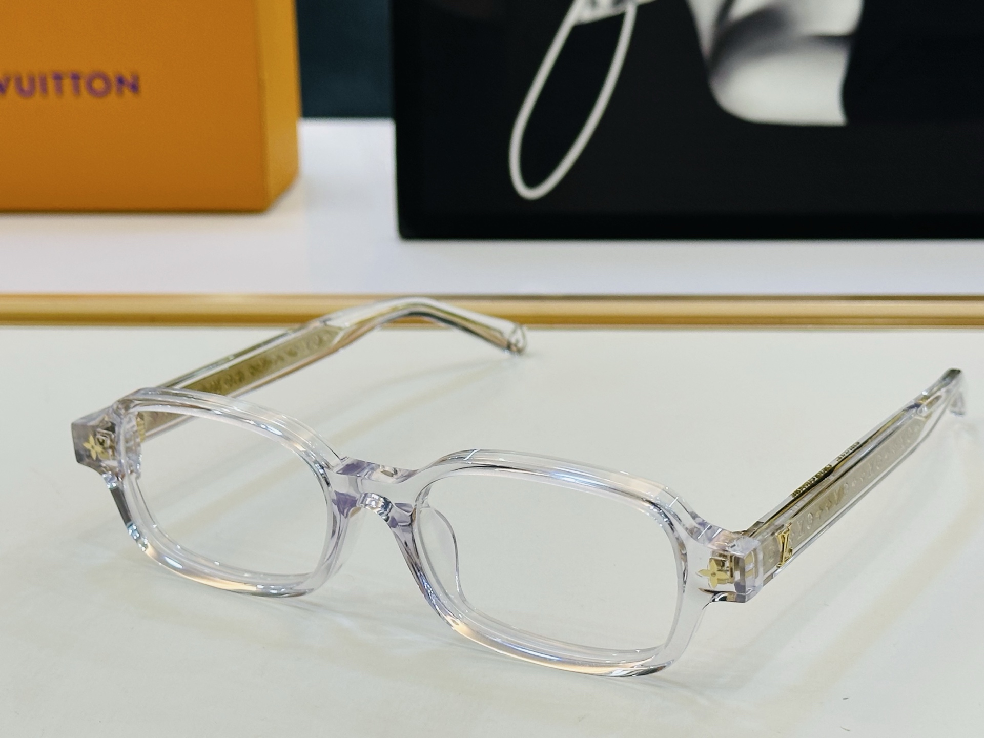 路易家 🎩Z3045W Size：53口18-145 充满活力的 展现独特个性🌟展现大气的你 qj高品质