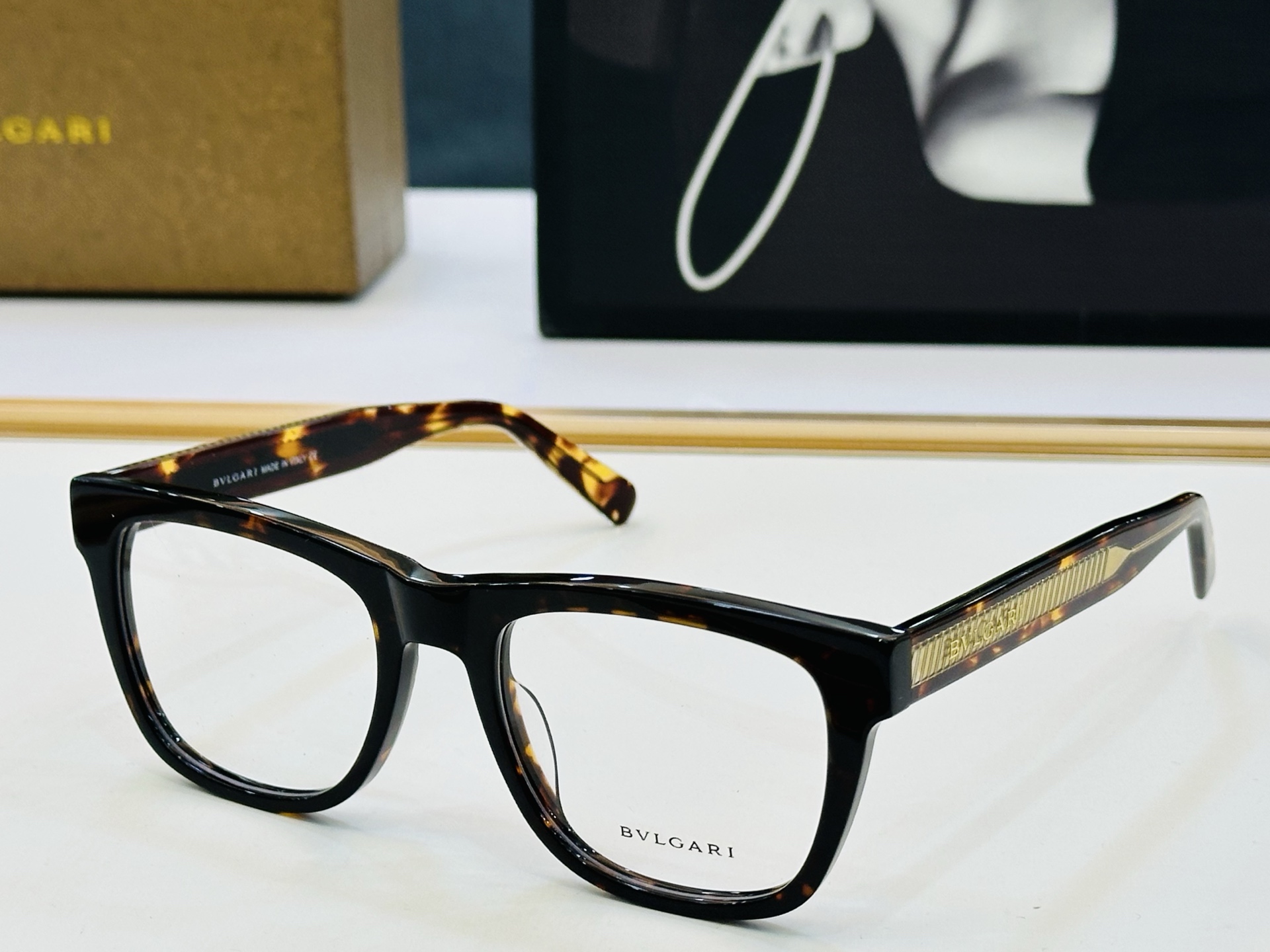 🆕款 官网同售 宝格家 BV40063 👍 Size ：54口20-145 绝对要买😎品质非常完美 L出