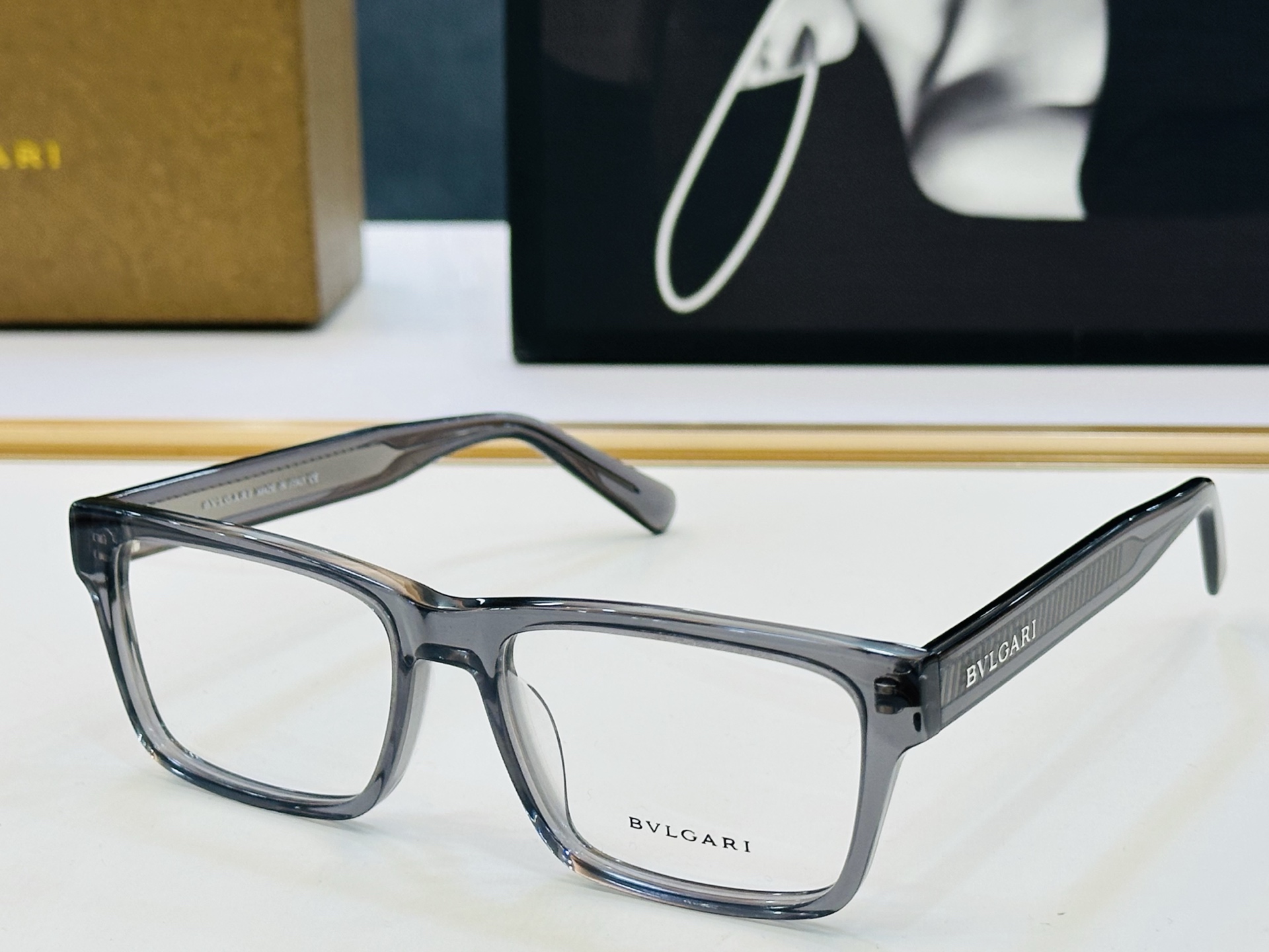 🆕款 官网同售 宝格家 BV40064 👍 Size ：55口17-145 绝对要买😎品质非常完美 L出