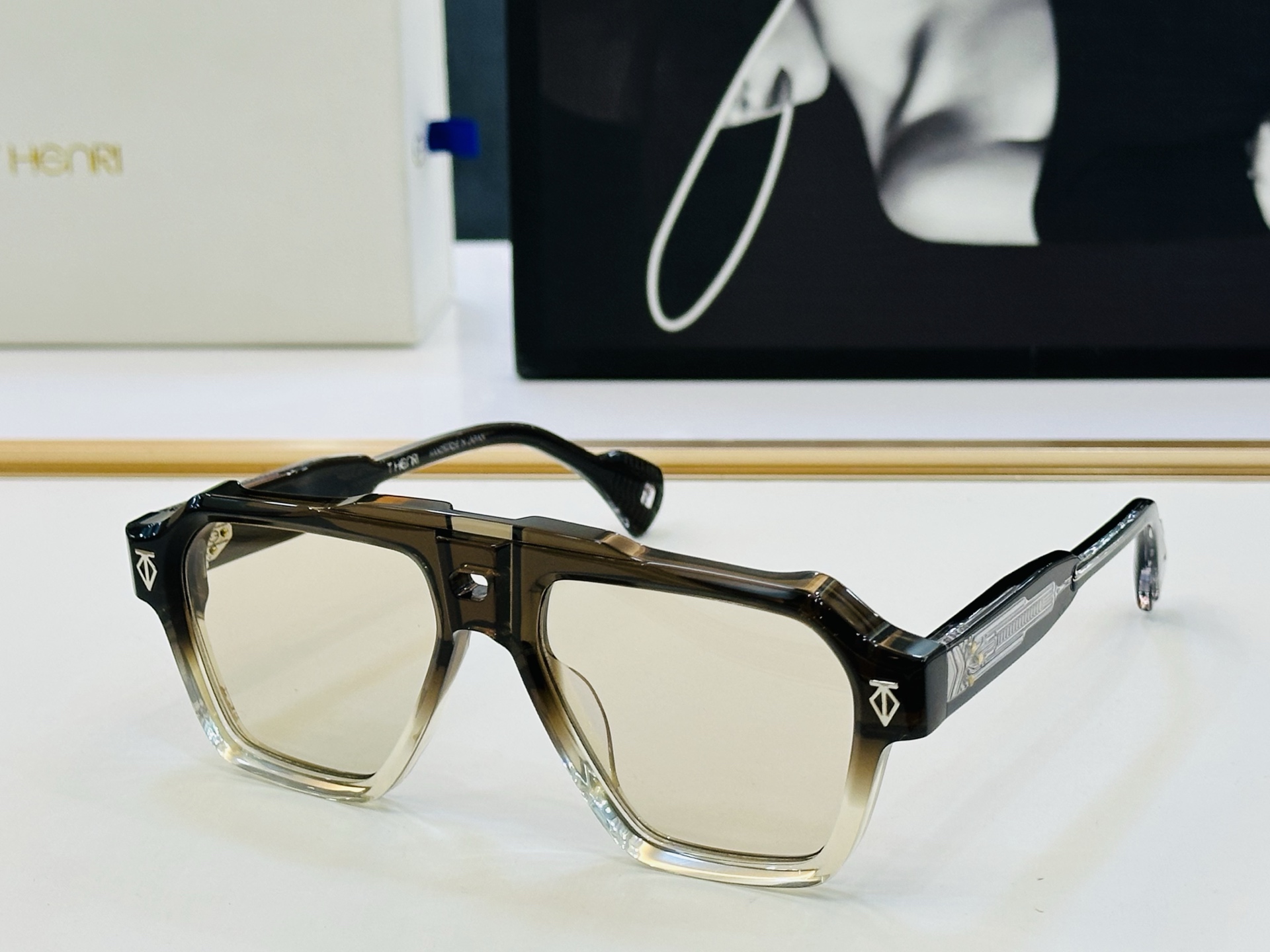 qj THENRI MODEL:SKYLlNE SIZE:57口16-145 配盒