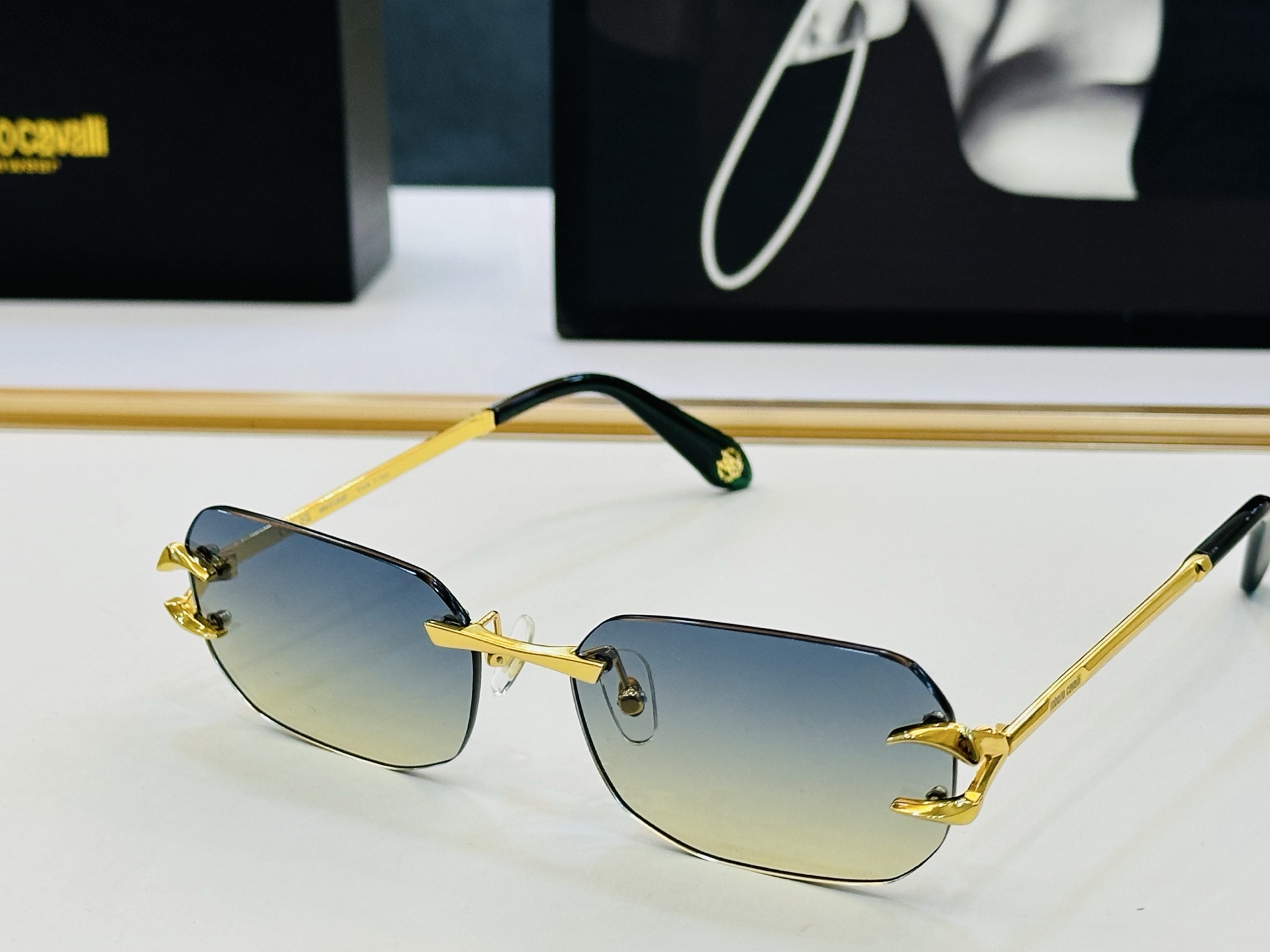 罗伯特家 SRC148 Size：59口17-145 呲牙][呲牙]进口材料 logo 全新的感觉 给你