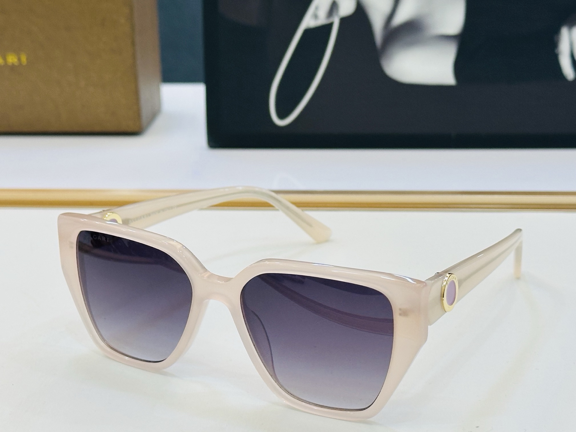 🆕款 官网同售 宝格家 BV6009 👍 Size ：54口17-145 绝对要买😎品质非常完美 L出街