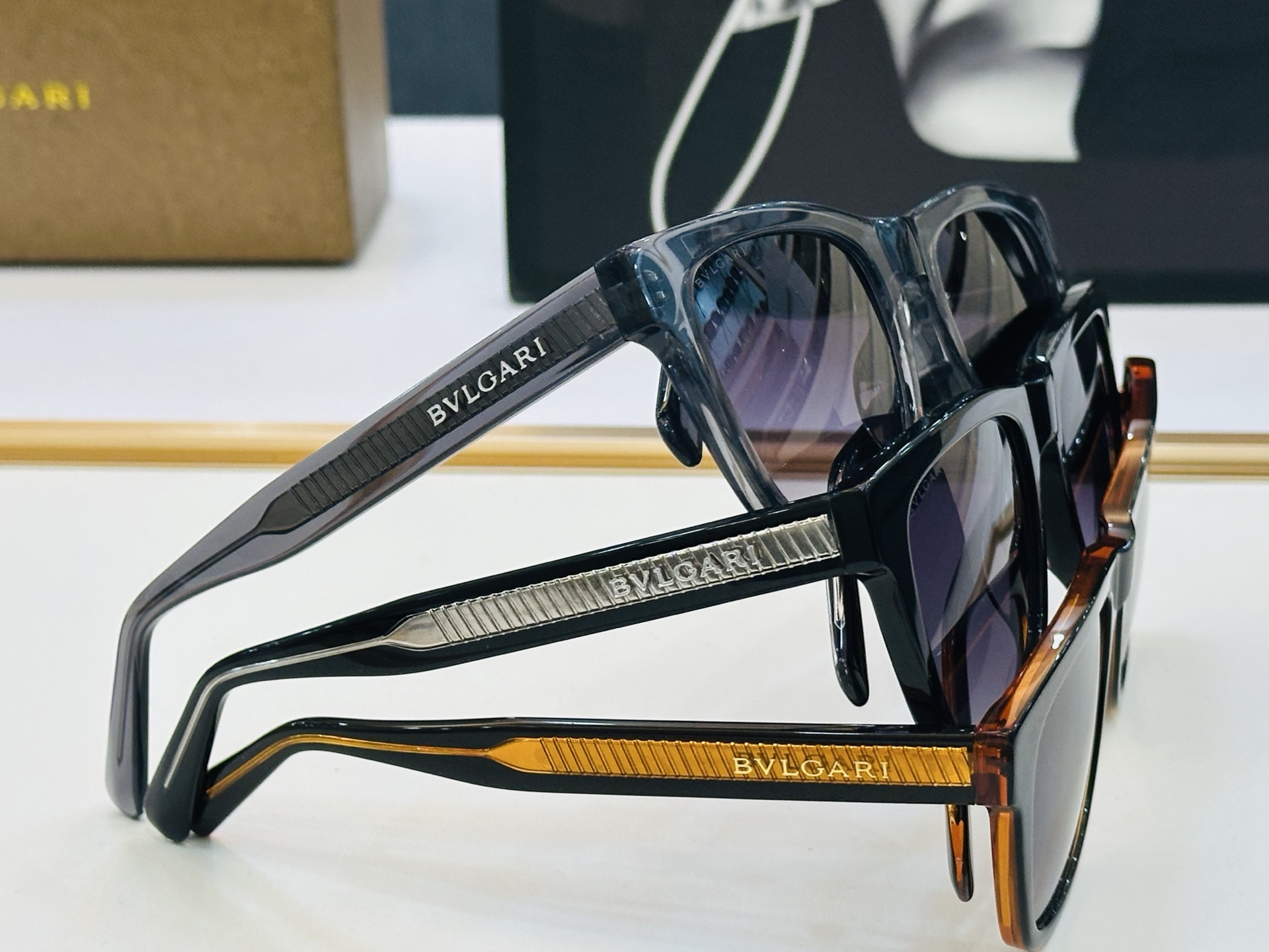 🆕款 官网同售 宝格家 BV40063 👍 Size ：54口20-145 绝对要买😎品质非常完美 L出