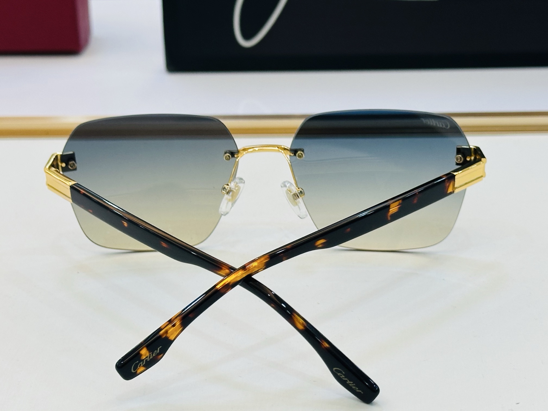 新款 Cartier 卡家 MODEL: CT0621S Size：54口18-145 高品质 品牌标志