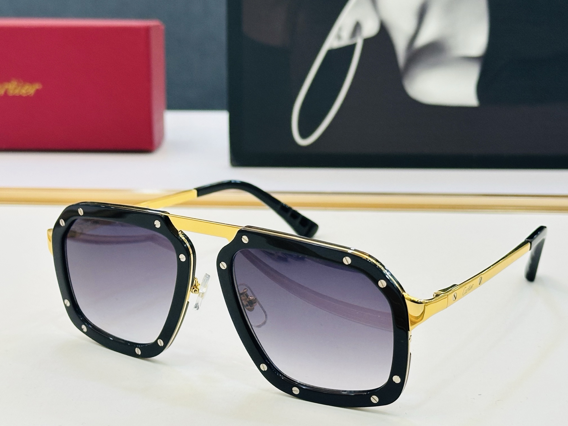 新款 Cartier 卡家 MODEL: CT0573S Size：55口20-145 高品质 品牌标志