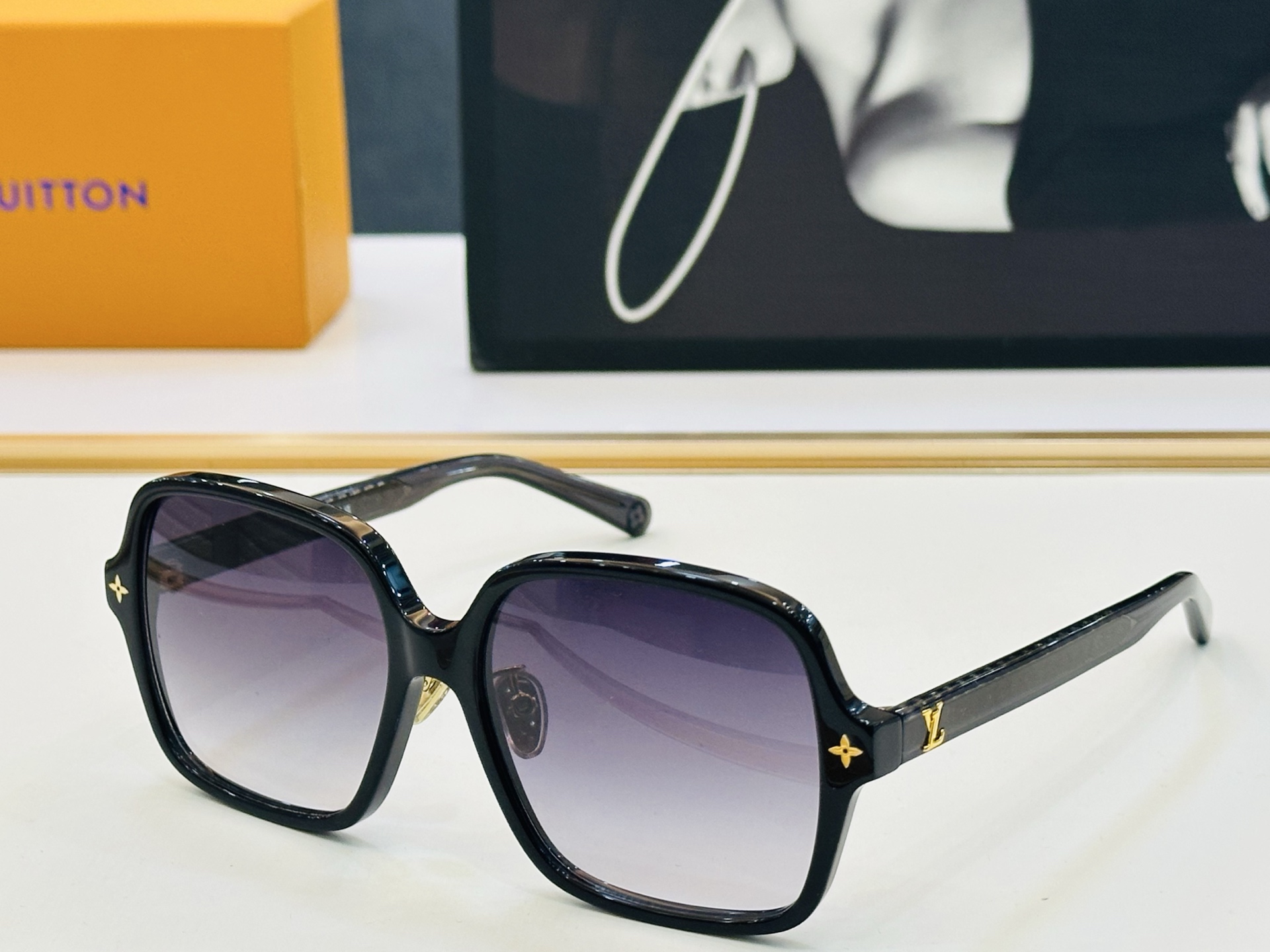 路易家 🎩Z3044E Size：56口16-145 充满活力的 展现独特个性🌟展现大气的你 F高品质 